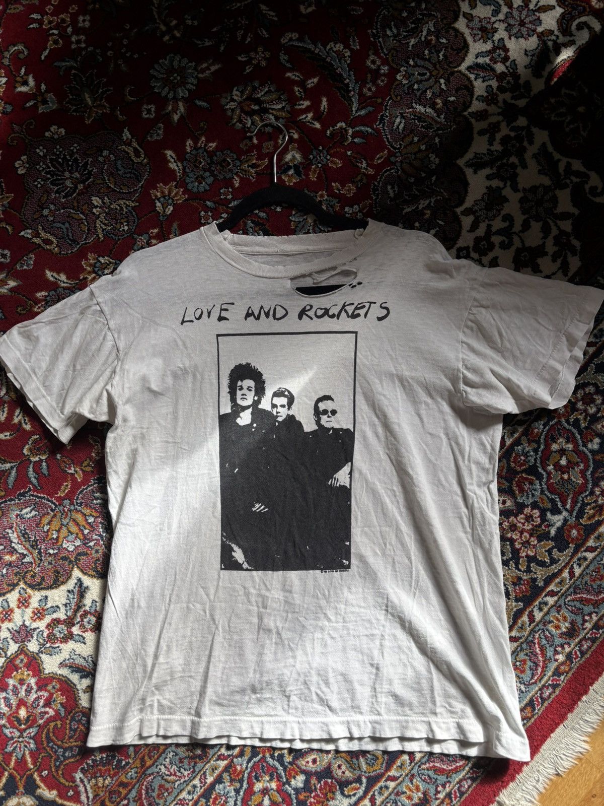 Vintage vintage love and rockets merch Size US M / EU 48-50 / 2 - 1 Thumbnail