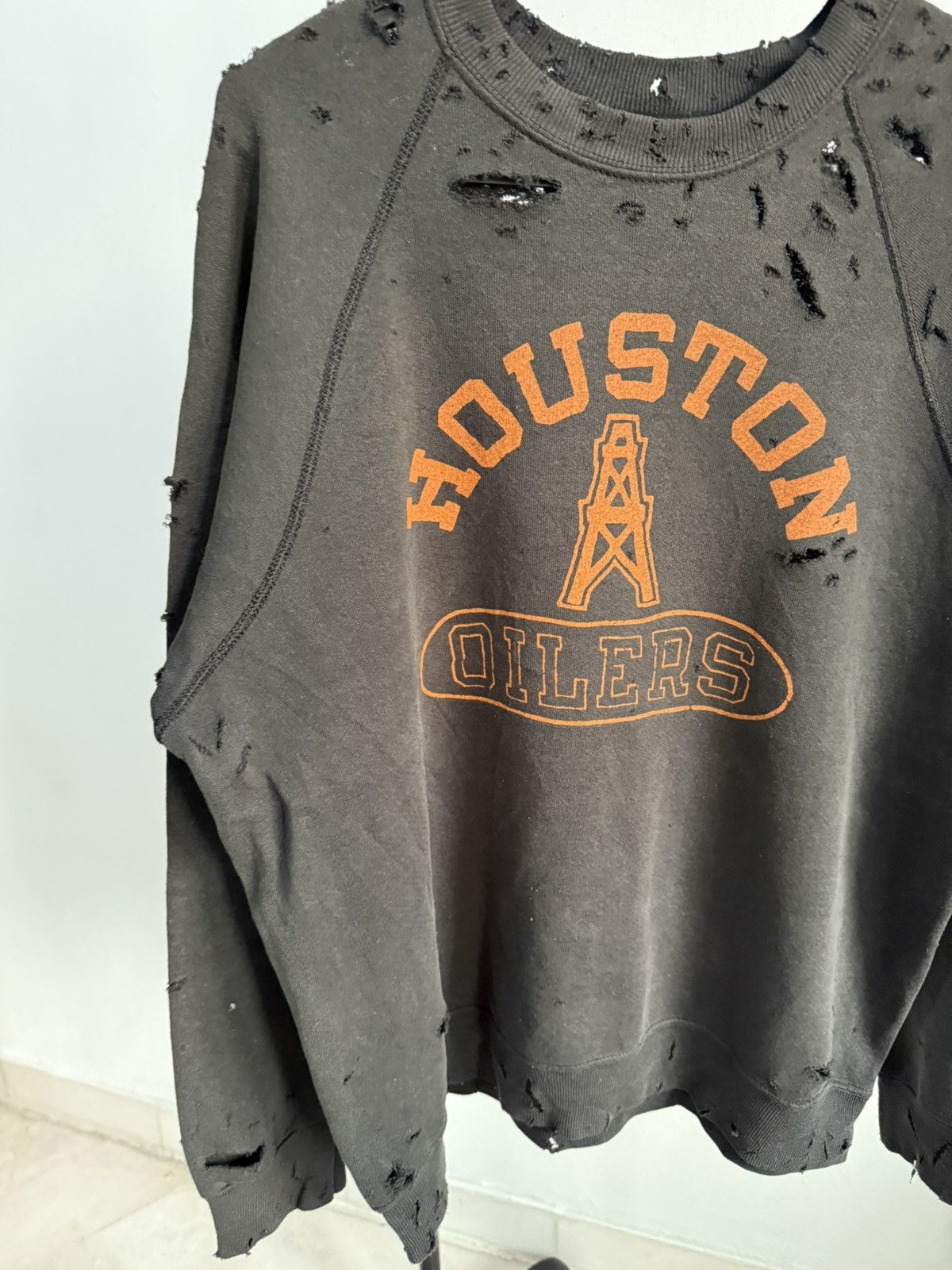 Vintage Vintage Houston oilers Heavy distressed sweatshirt Size US M / EU 48-50 / 2 - 4 Thumbnail