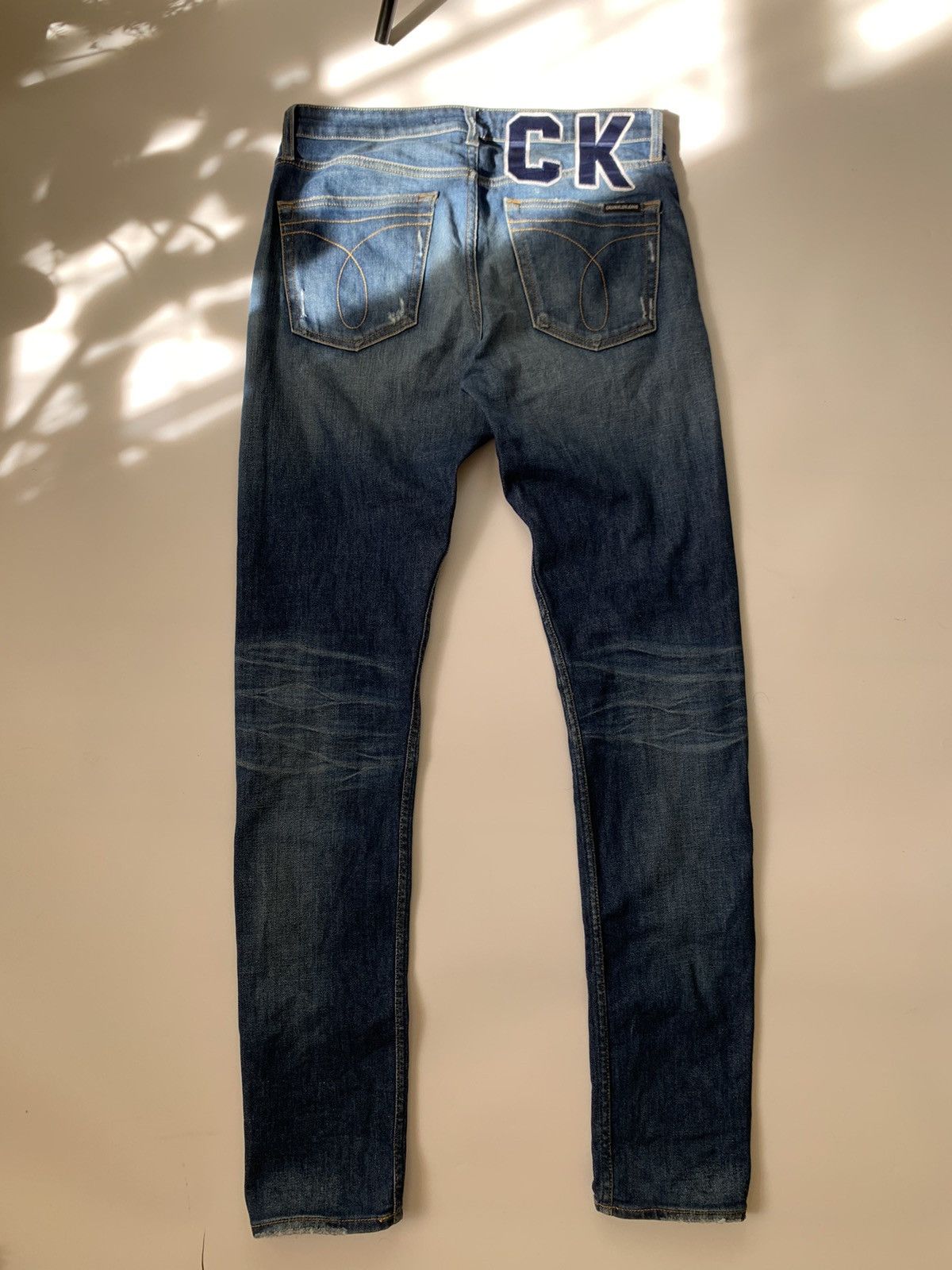 Calvin Klein Calvin Klein distressed BIG LOGO Jeans Size US 34 / EU 50 - 1 Thumbnail