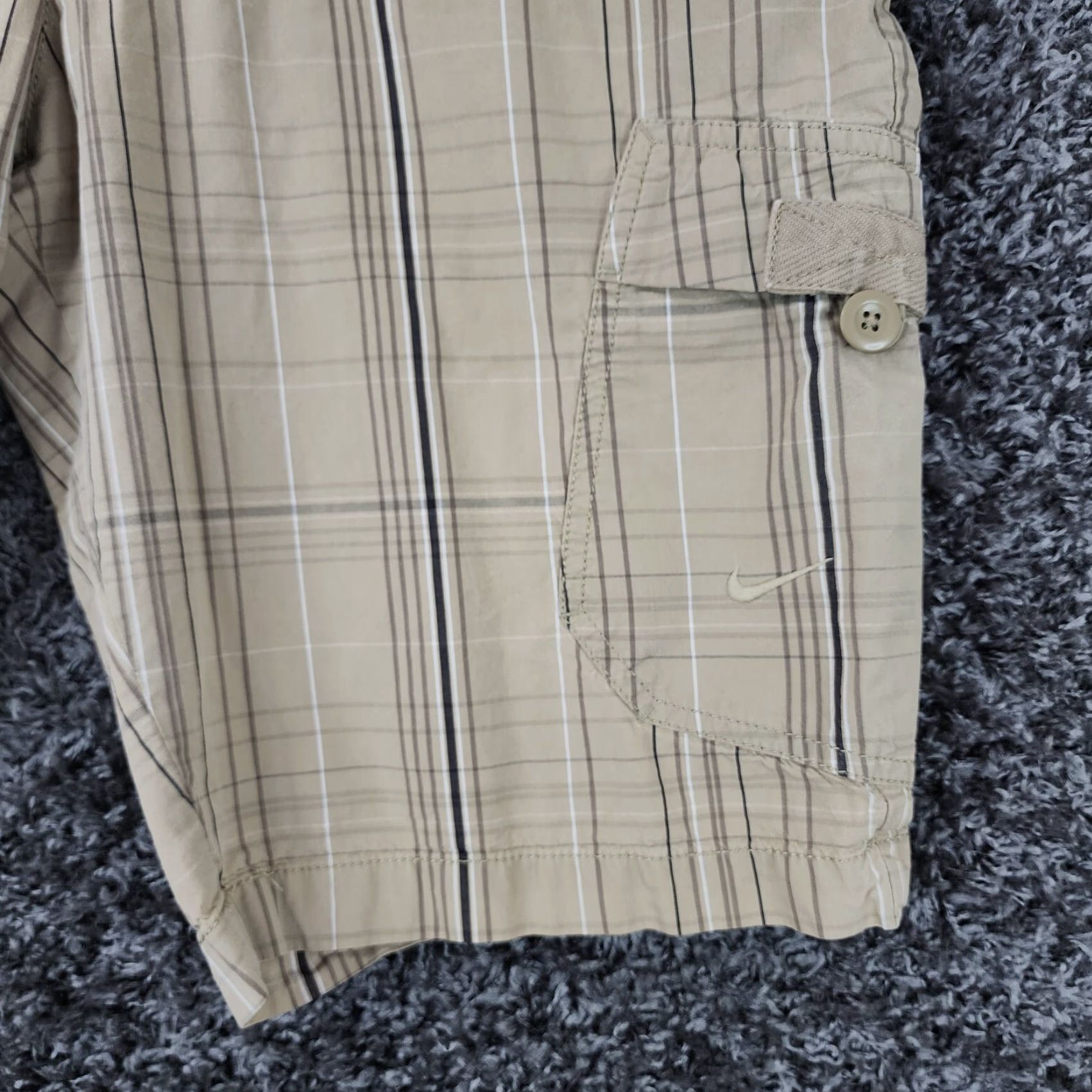Nike Nike The Athletic Dept. Cargo Shorts Men Size L Beige Plaid 100% Cotton Mens Size US 33 - 2 Thumbnail