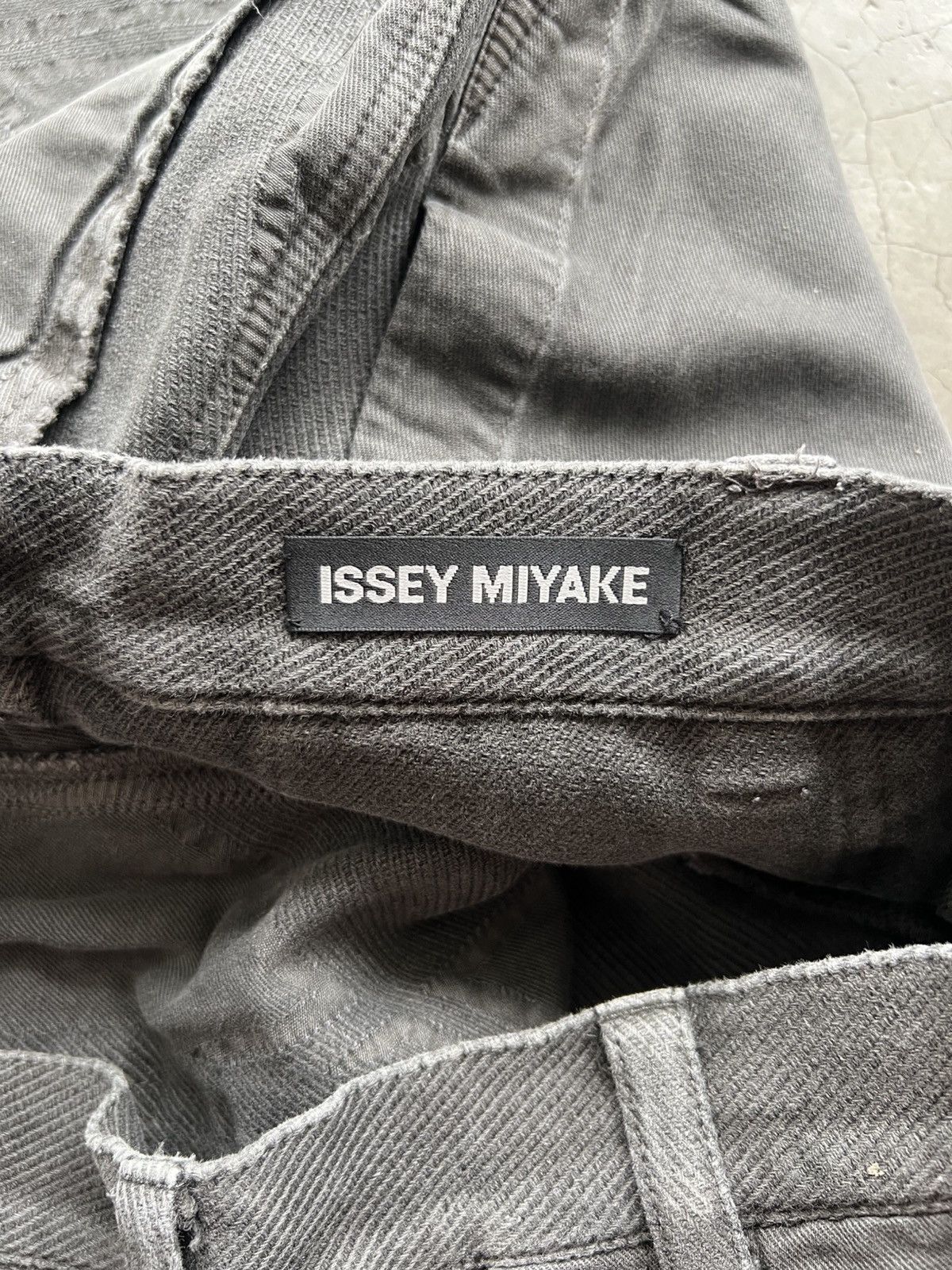 Issey Miyake Issey Miyake 2008 A-POC Inside Jacquard Front Pocket Jeans Size US 34 / EU 50 - 13 Thumbnail