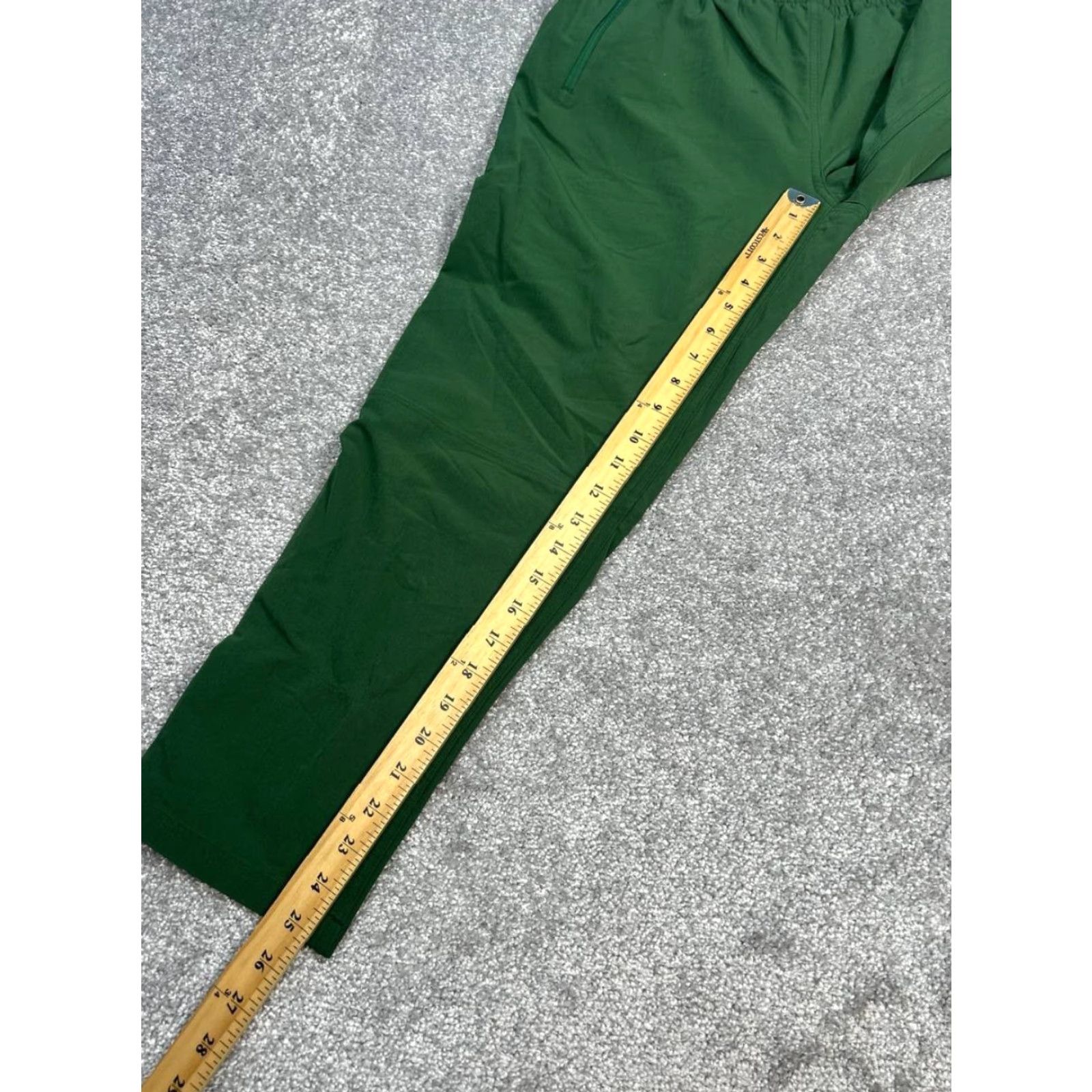 Outdoor Voices Outdoor Voices Pants Mens S Green Jogger Regular Straight Leg Mid Rise Drawstring Size US 29 - 4 Thumbnail