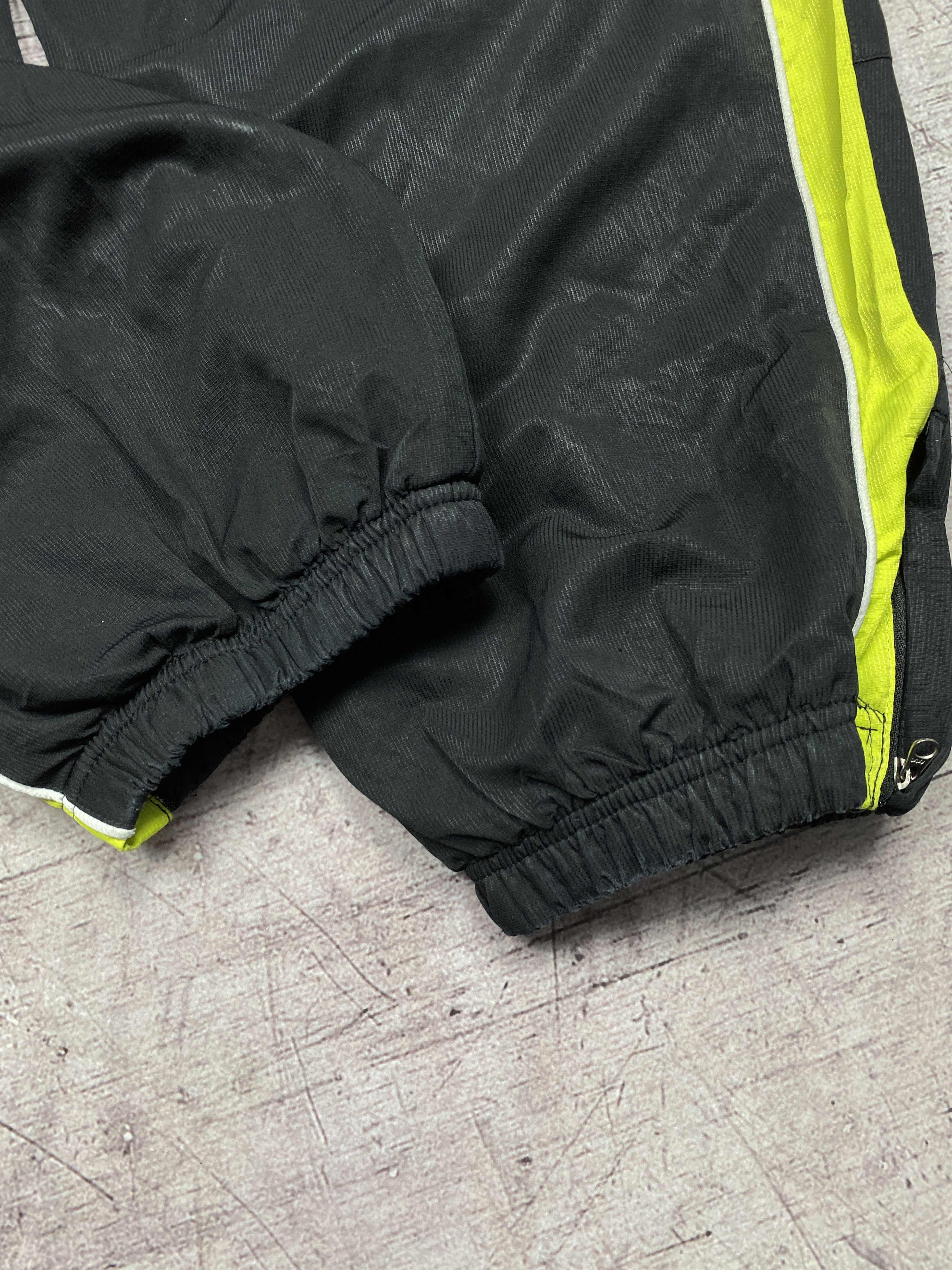 Nike × Vintage Nike Vintage Mens Nylon Baggy Track Pants Drill Style Size US 36 / EU 52 - 7 Thumbnail