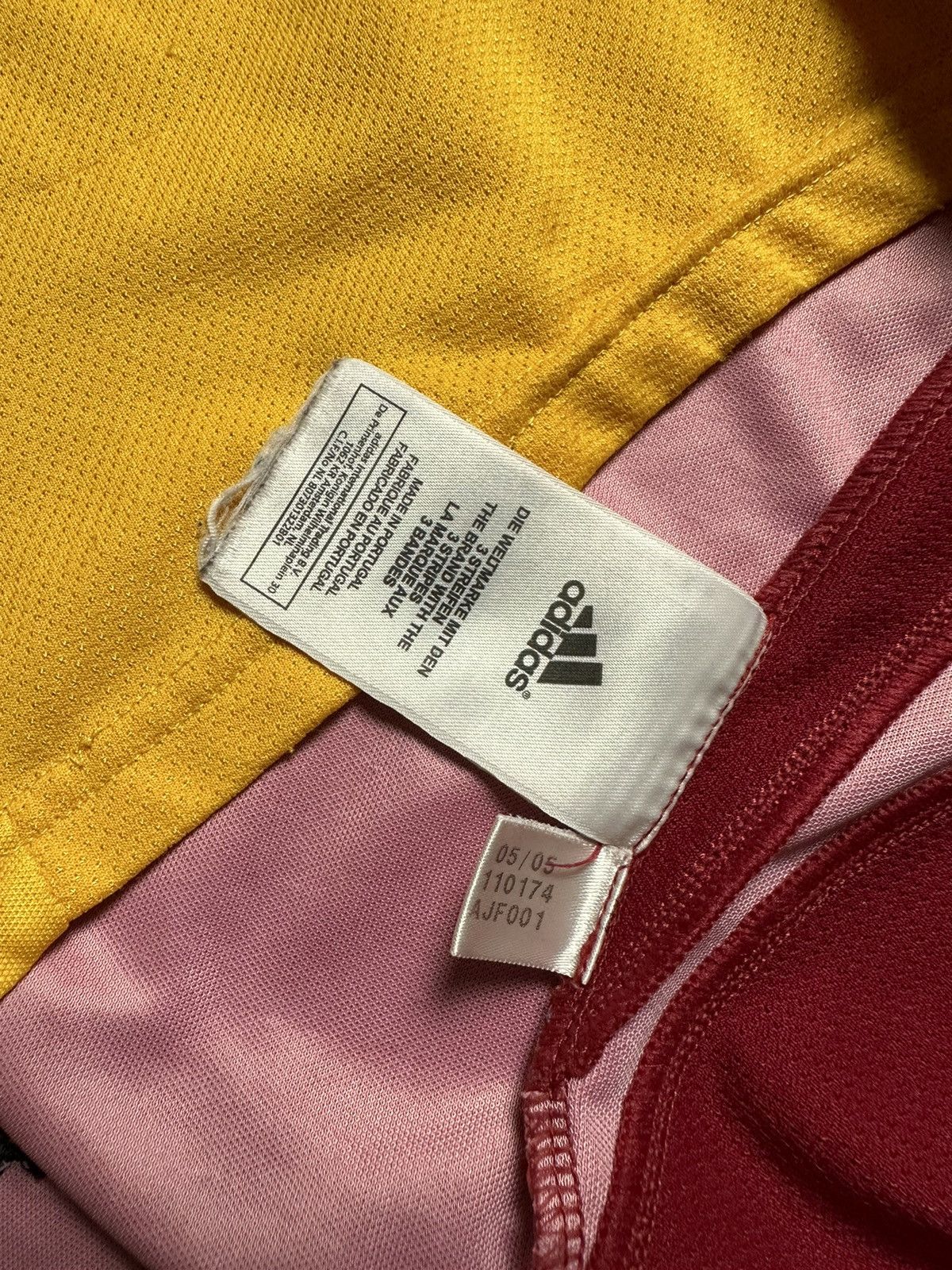 Adidas Vintage adidas Galatasaray soccer jersey size M rare Size US M / EU 48-50 / 2 - 7 Thumbnail