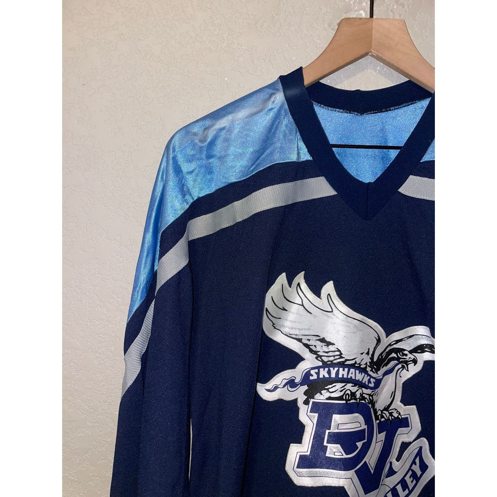 Vintage Vintage McCarthy Sorenson Hockey Jersey Skyhawks VTG 90s XL Size US XL / EU 56 / 4 - 4 Thumbnail