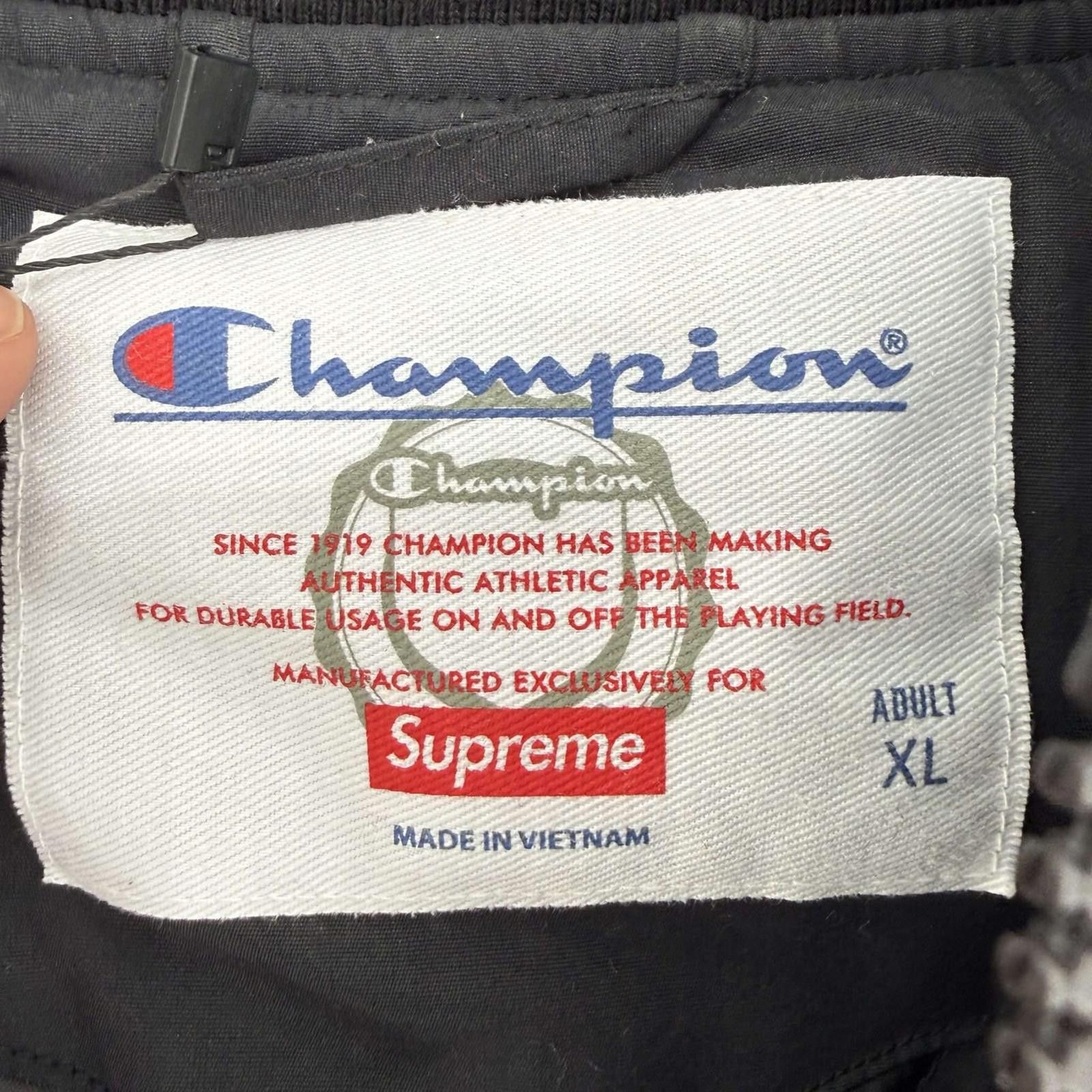 Champion Supreme X Champion Bomber Jacket XL Size US XL / EU 56 / 4 - 3 Thumbnail