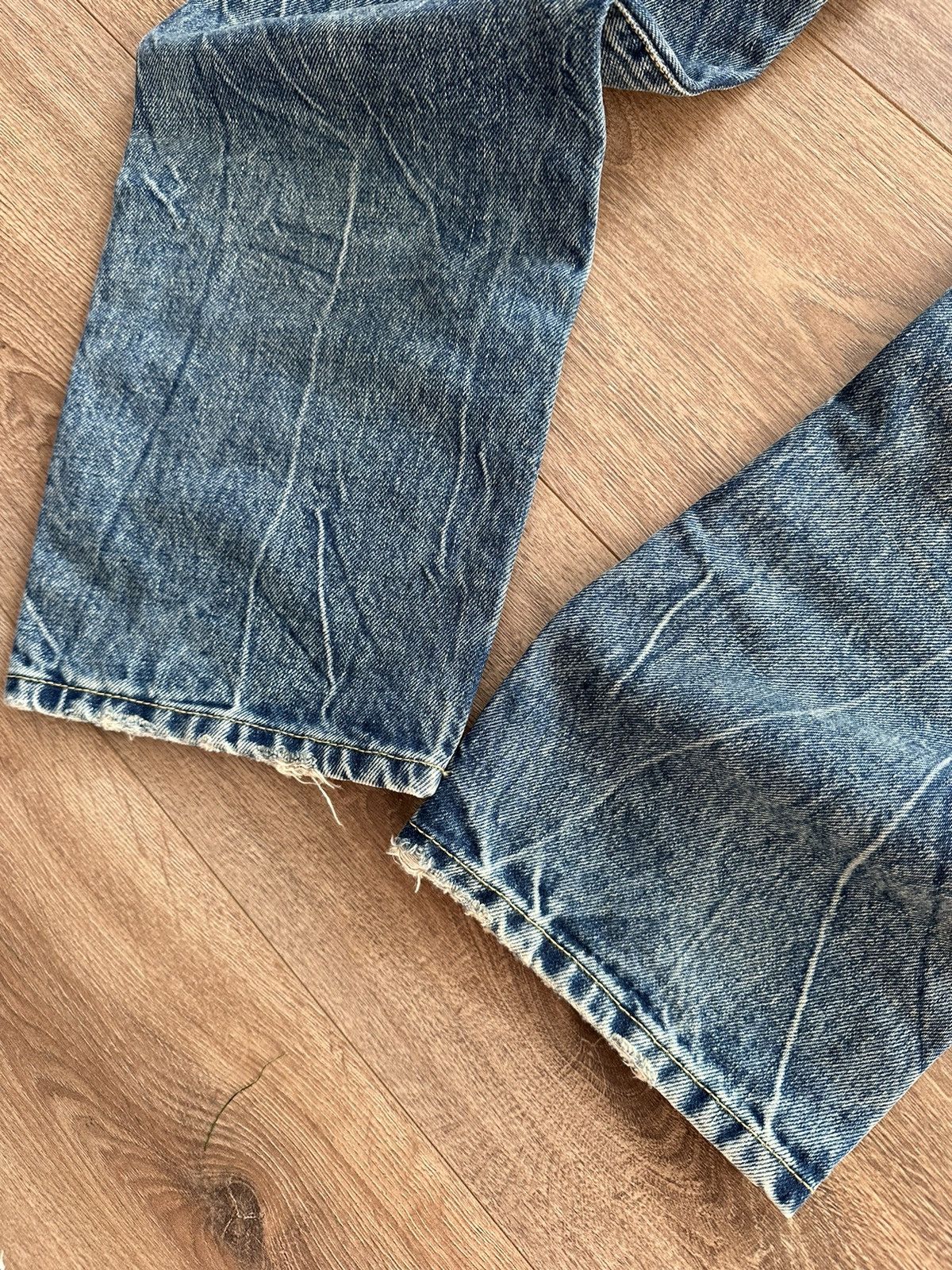 R13 🔥VINTAGE R13 WASHED CROSSOVER JEANS🔥 Size 24" / US 00 / IT 34 - 3 Thumbnail
