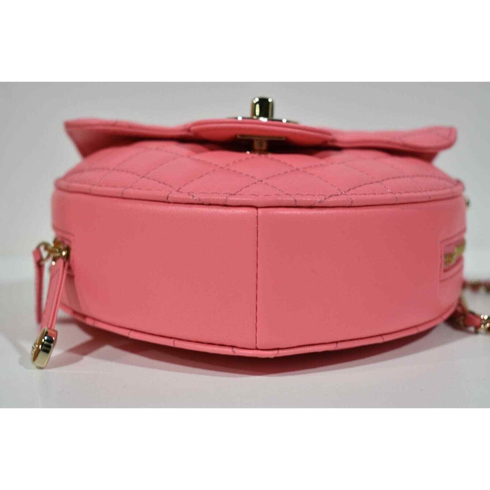 Chanel Chanel Large Heart Quilted Flap Chain Shoulder Crossbody Bag Size ONE SIZE - 12 Thumbnail