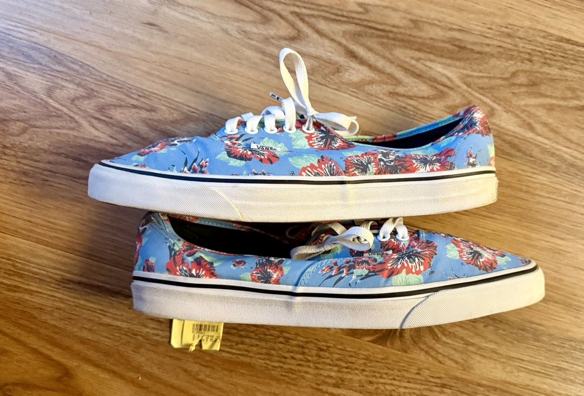 Vans Vans x Star Wars Yoda Floral Hawaiian size 13 Size US 13 / EU 46 - 2 Thumbnail