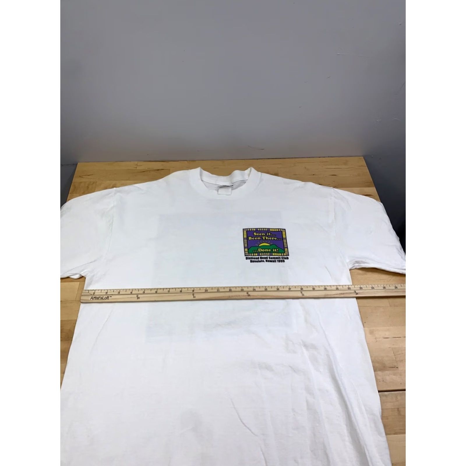 Jerzees VINTAGE I Survived the Diamond Head Club Shirt Men XL White 90s JERZEES T-Shirt Size US XL / EU 56 / 4 - 7 Thumbnail