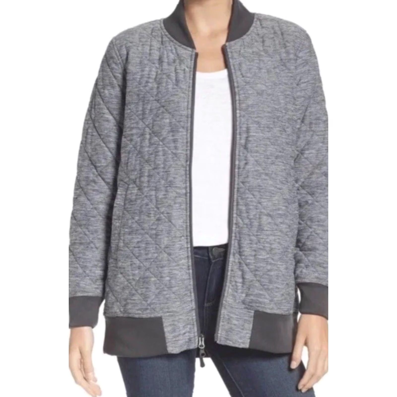 The North Face VINTAGE? Wait it's not vintage. The North Face Quilted Mod Bomber Insulated Knit Jacket Gray Women Large Zip Hooded Long Sleeve Regular Fit Size L / US 10 / IT 46 - 2 Thumbnail