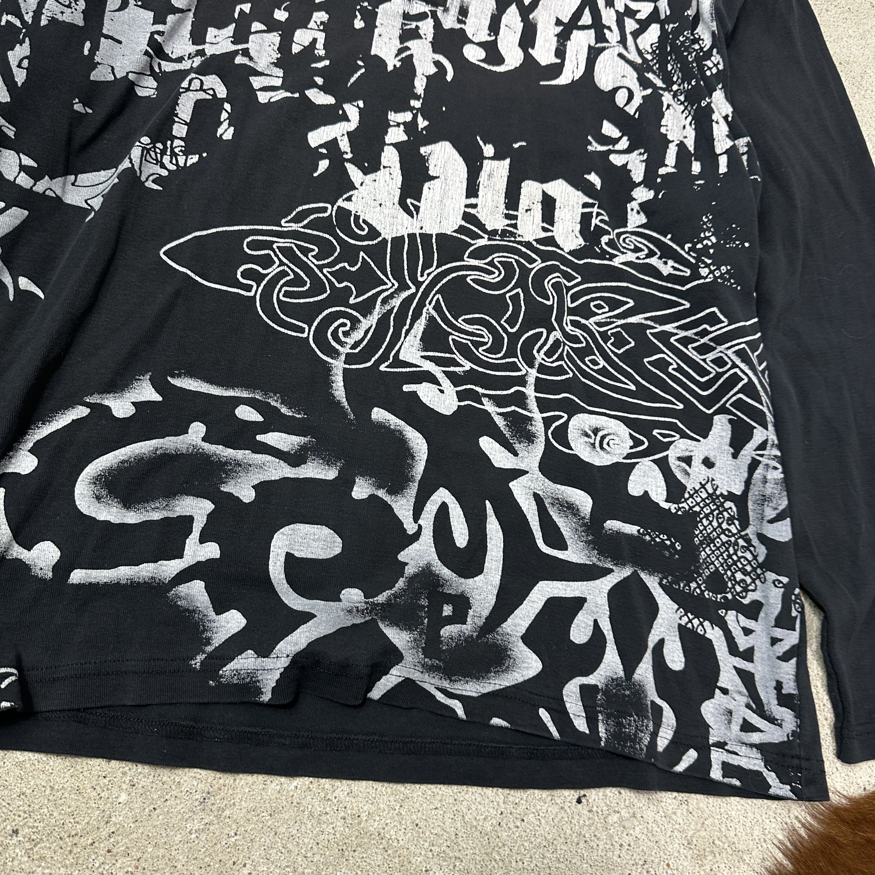 Vintage Vintage Streetwear Oversize Printed Tribal Longsleeve 00s Size XL / US 12-14 / IT 48-50 - 3 Thumbnail