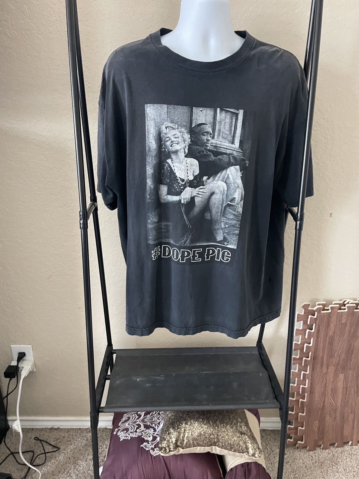 Alstyle Tupac x Marylin Monroe # Dope Pic Vintage tee Size US XXL / EU 58 / 5 - 2 Thumbnail