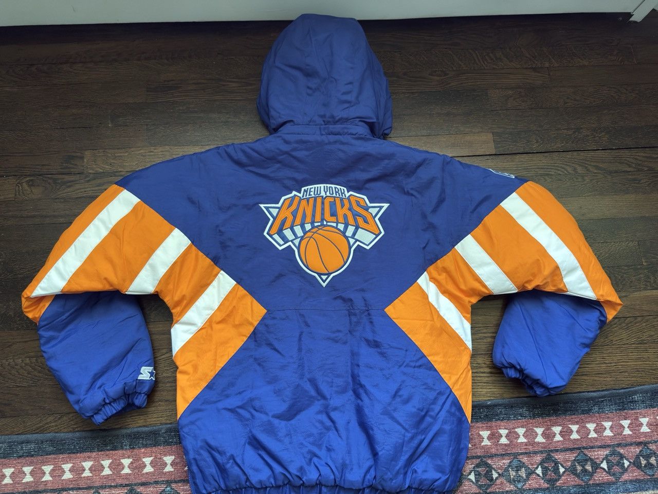 Starter New York Knicks Starter Bomber Jacket Small Size US S / EU 44-46 / 1 - 8 Thumbnail