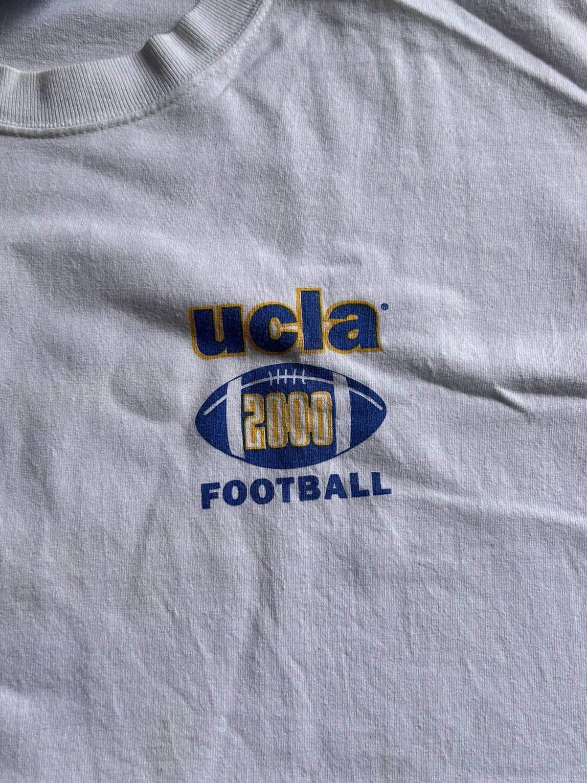 Hanes UCLA Football 2000 White Tee Backhit Size US L / EU 52-54 / 3 - 4 Thumbnail