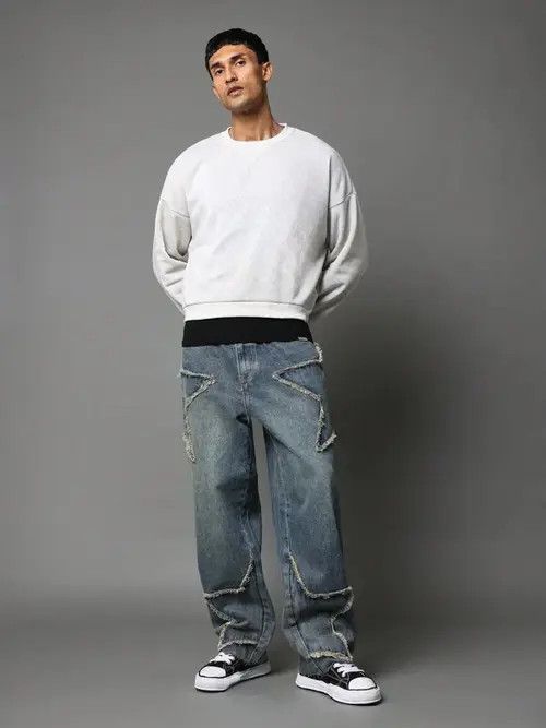 Loose fit Denim Jeans Distressed Design