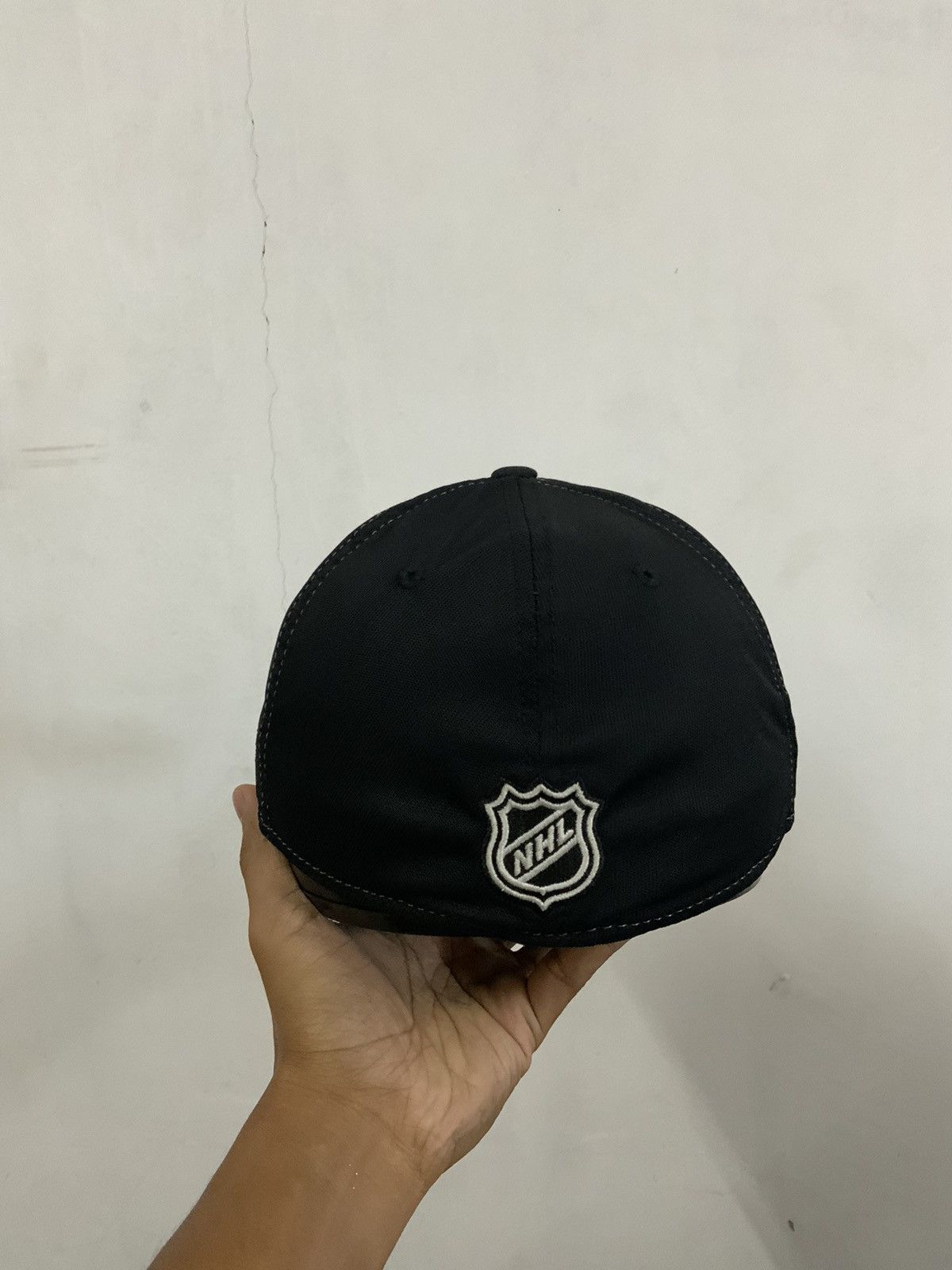 Reebok Reebok NHL Center Ice Fitted Hat Size ONE SIZE - 3 Thumbnail