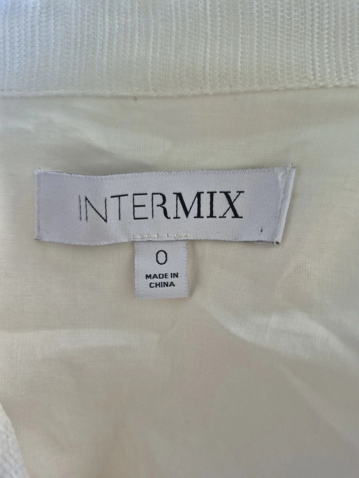 INTERMIX Playsuit Romper Ivory Short Sleeve Collared Button Up Belted Size 25" / US 0 / IT 36 - 4 Thumbnail
