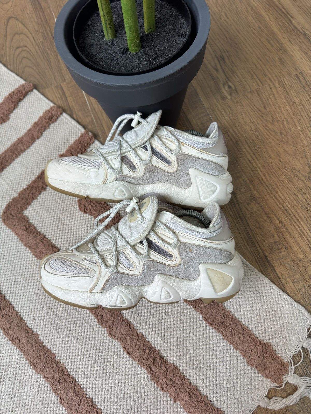 032c × Adidas ADIDAS x 032c PUFFY LACING SNEAKERS Size US 7 / IT 37 - 4 Thumbnail