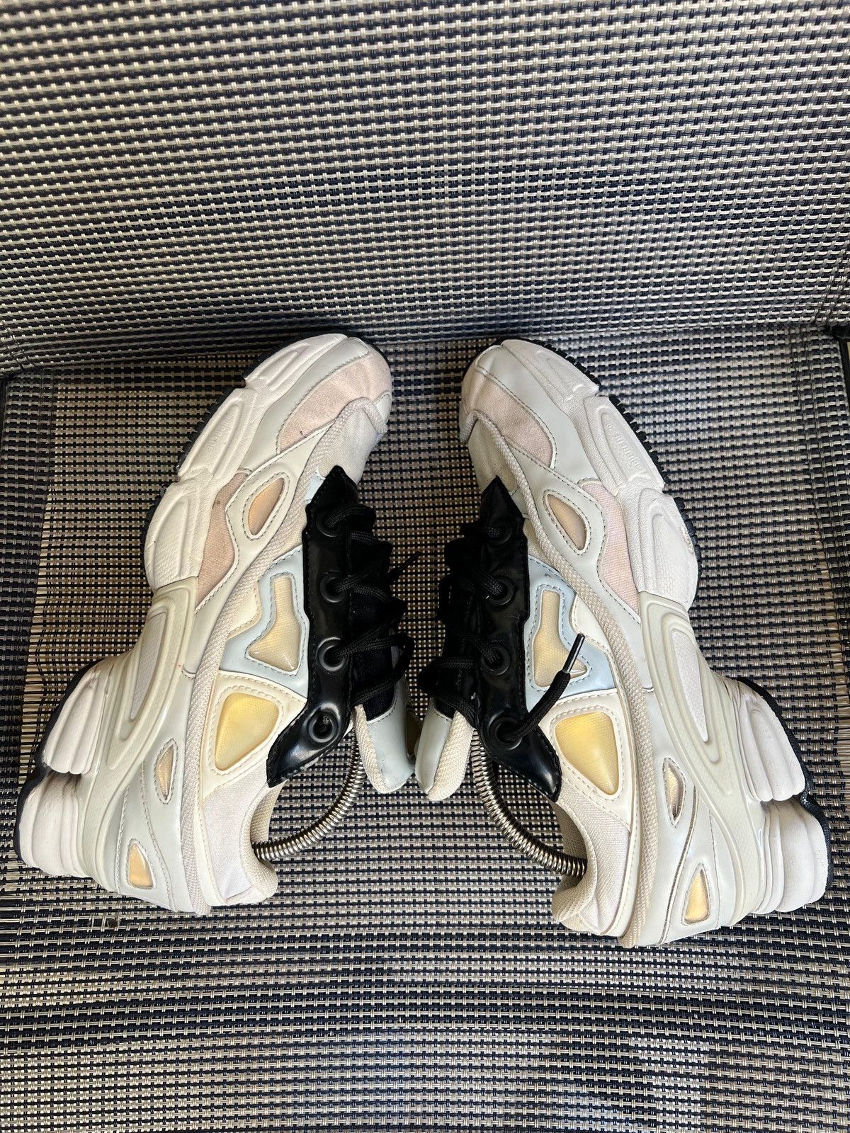 Adidas × Raf Simons Adidas x Raf Simons Ozweego Size US 8.5 / EU 41-42 - 7 Thumbnail