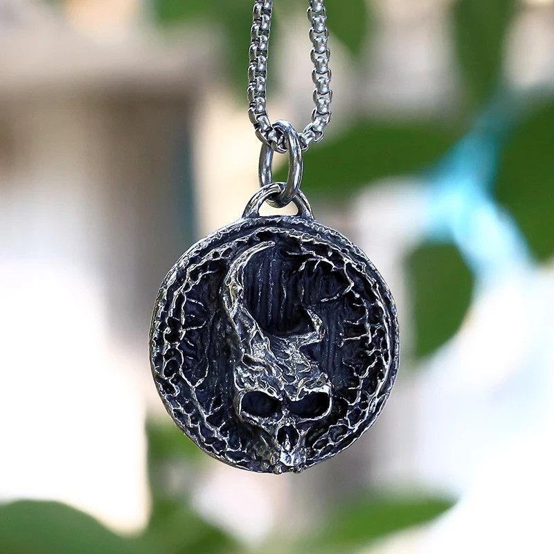 Japanese Brand × Jewelry 2 Side Skull Pendant Necklace Size ONE SIZE - 1 Thumbnail