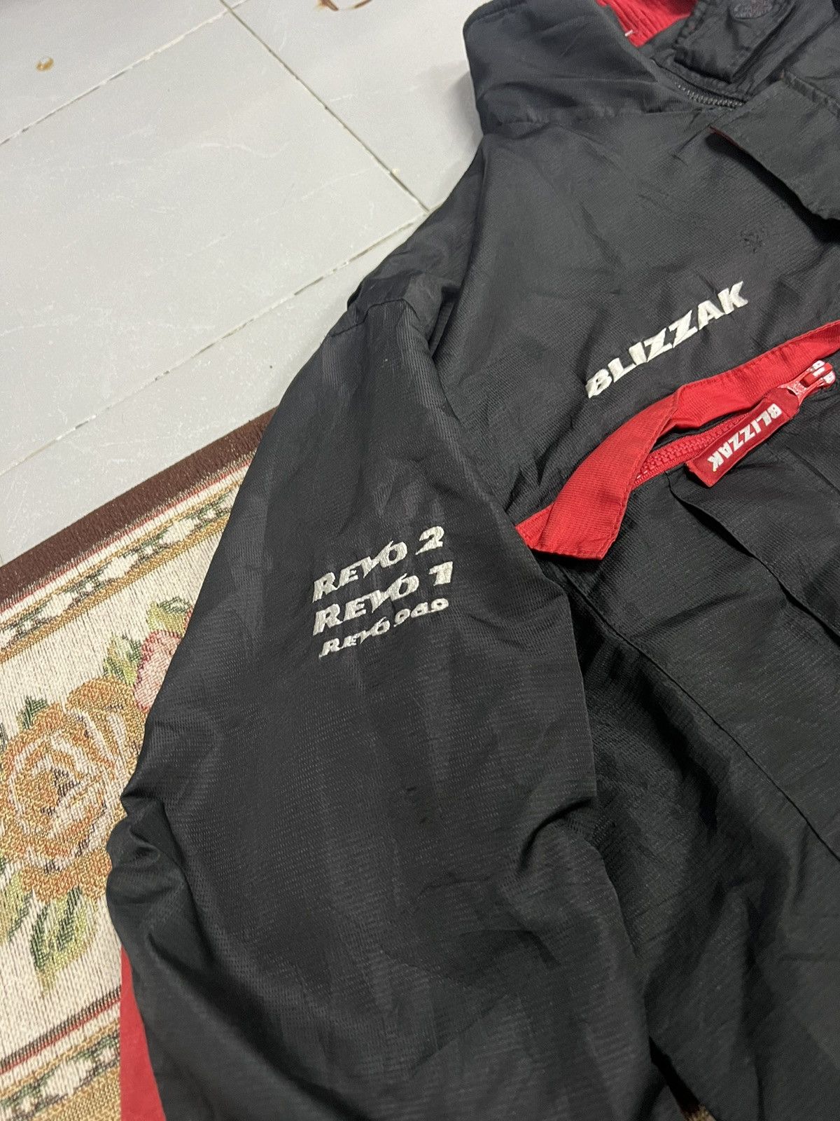 Vintage Vintage Bridgestone Blizzak - Vintage Light Jacket Size US L / EU 52-54 / 3 - 4 Thumbnail
