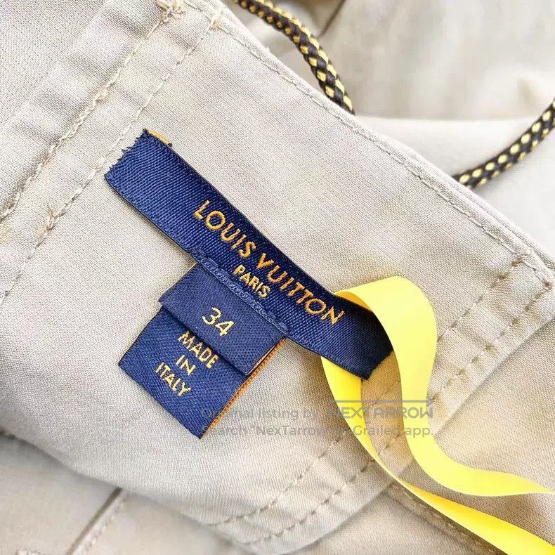 Louis Vuitton Louis Vuitton Cotton pirate button embellished beige short Size 33" - 4 Thumbnail