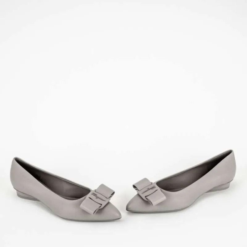 Salvatore Ferragamo o1s1rm0924 Ballet Flats in Grey Size US 8.5 / IT 38.5 - 3 Thumbnail