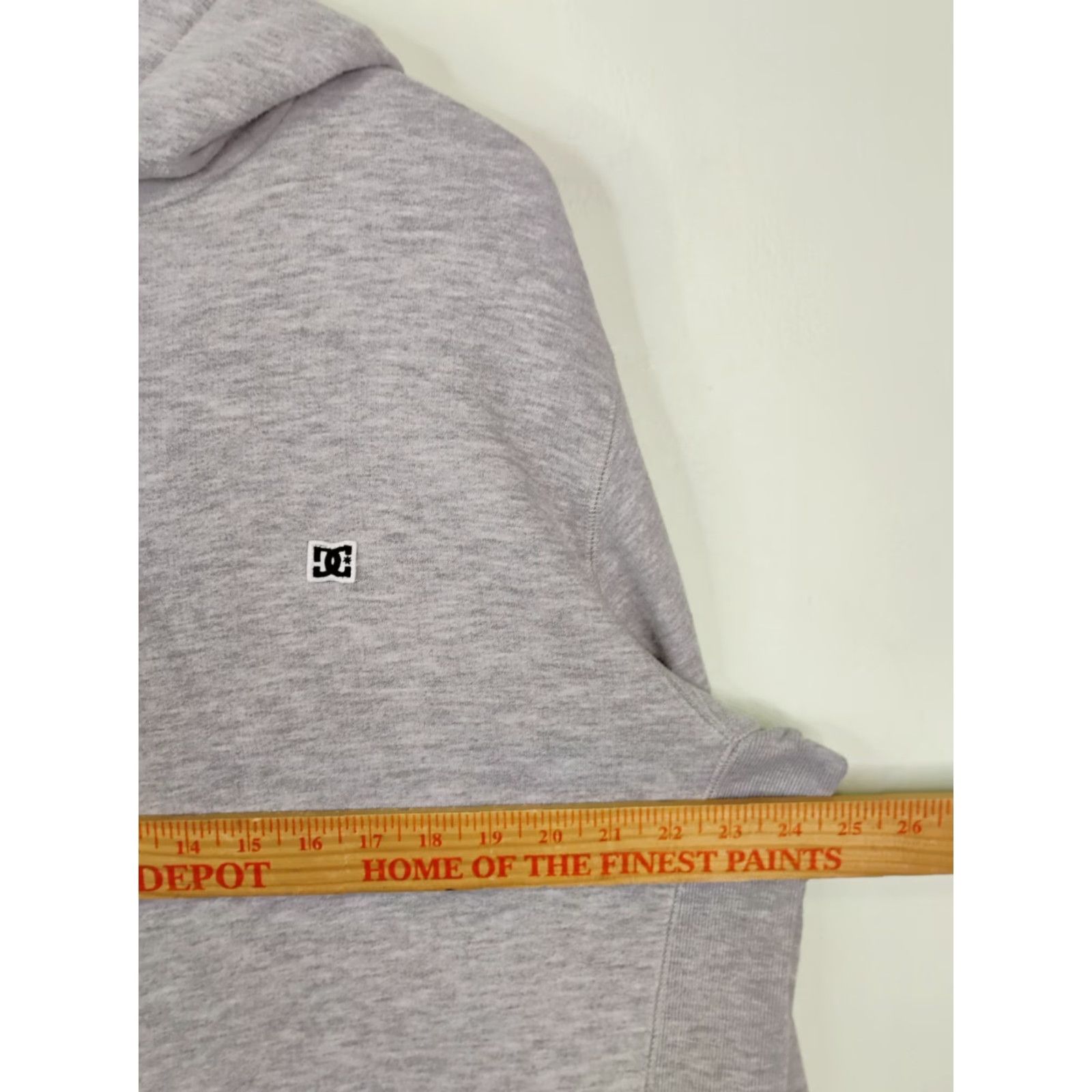 Vintage VINTAGE DC Premium Label Embroidered Logo Hoodie Sweatshirt Large Gray Mens L Size US L / EU 52-54 / 3 - 5 Thumbnail