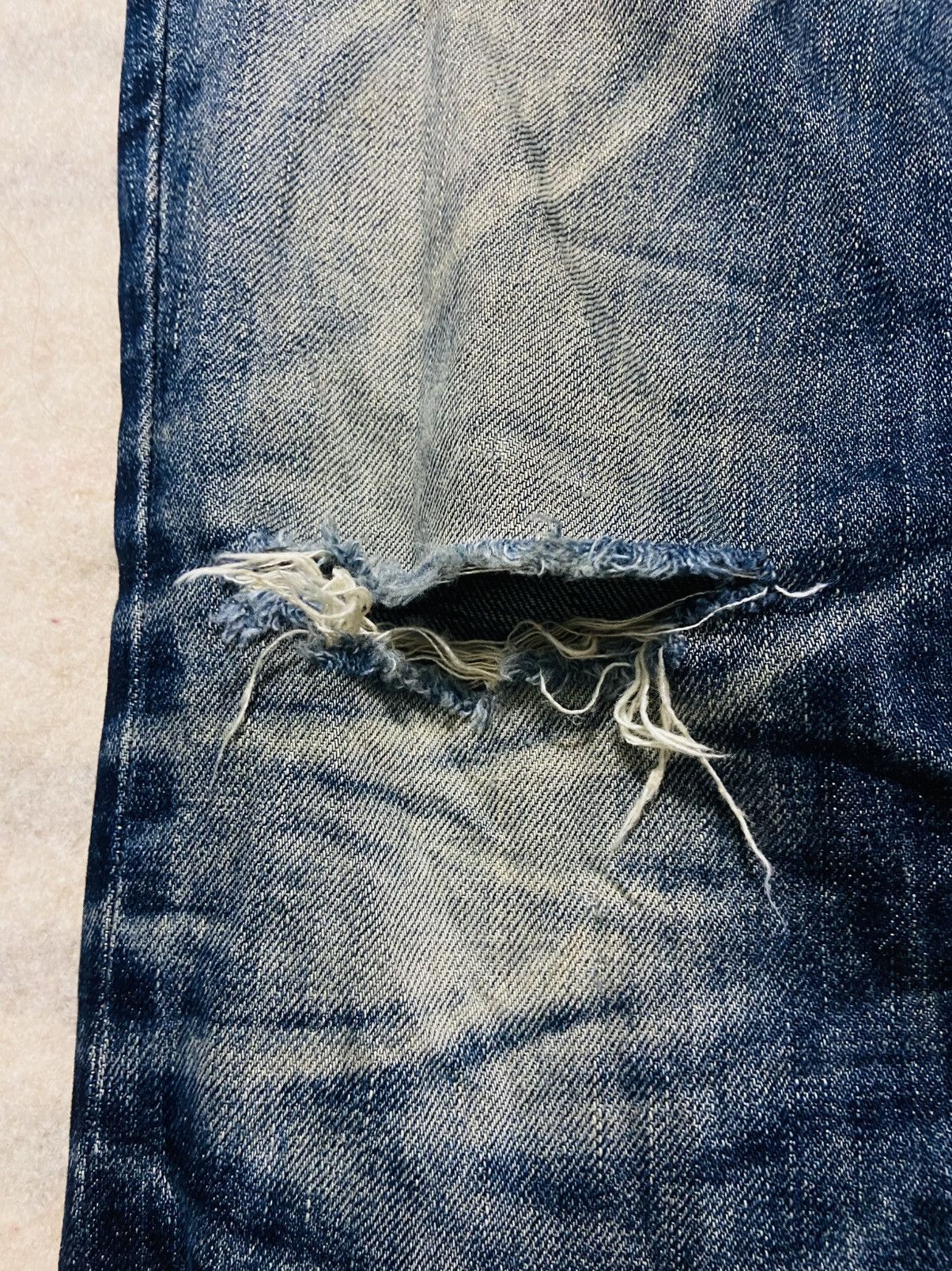 Japanese Brand Lolita Distressed Jeans Size 31" - 5 Thumbnail