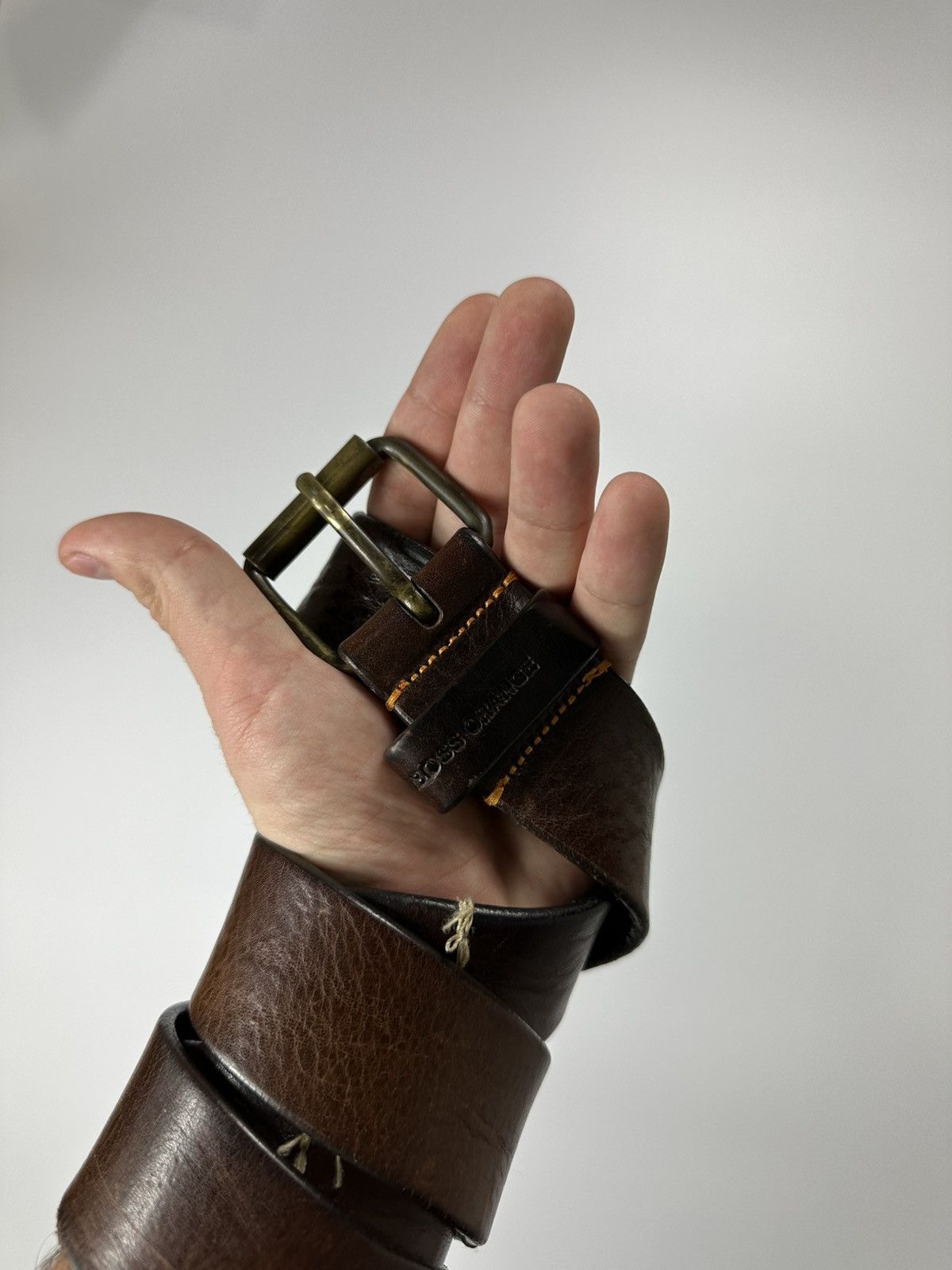 Hugo Boss Vintage Hugo Boss Leather Cow Belt 125 Size Brown Size ONE SIZE - 3 Thumbnail