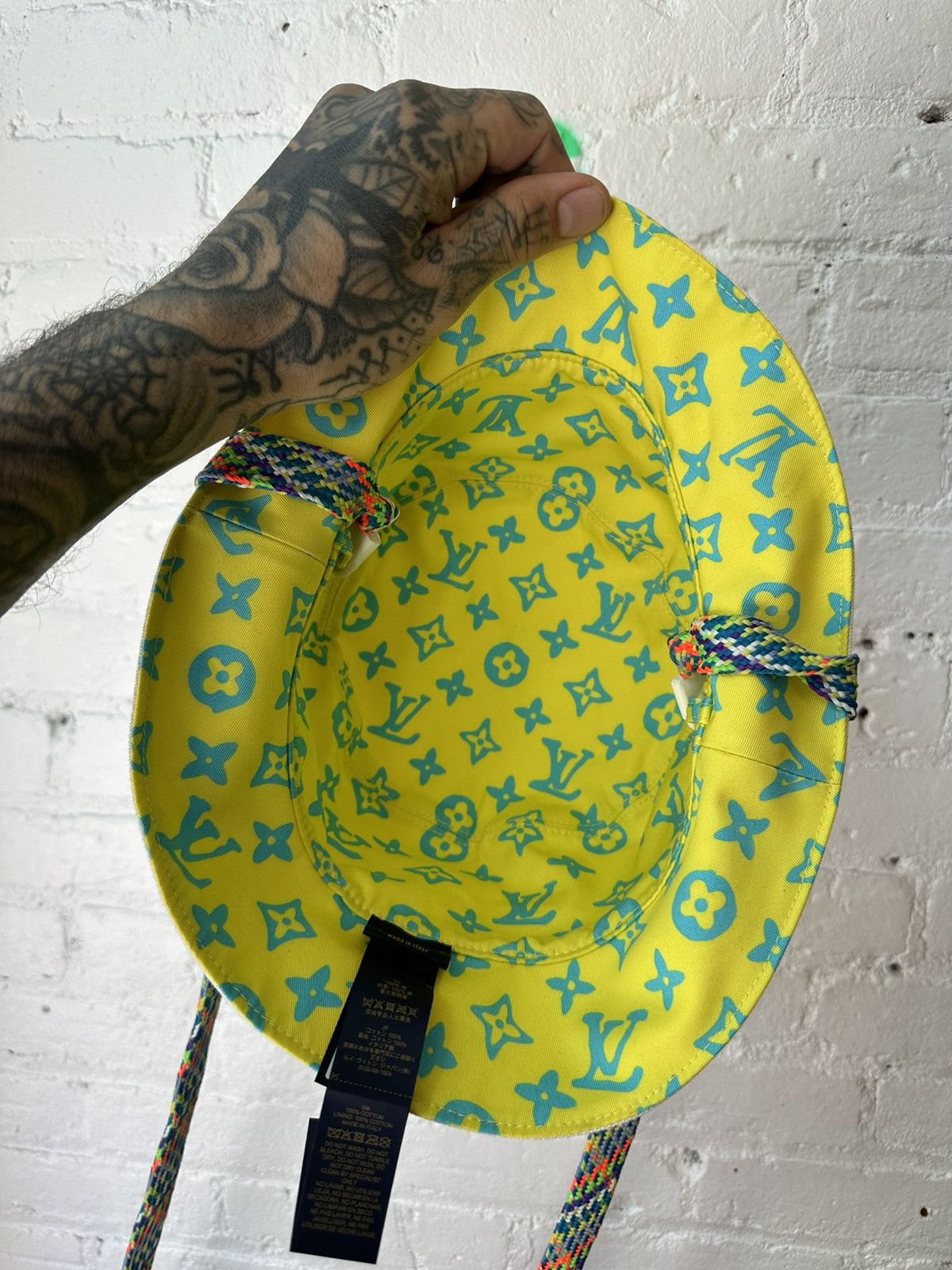 Louis Vuitton × Virgil Abloh LAST SEASON VIRGIL LV BUCKET HAT Size ONE SIZE - 2 Thumbnail