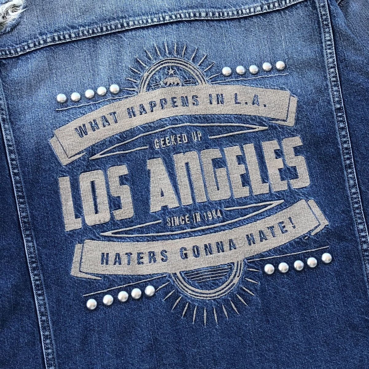 Vintage GYDA Los Angeles Embroidery Logo Denim Jacket Size US L / EU 52-54 / 3 - 2 Thumbnail