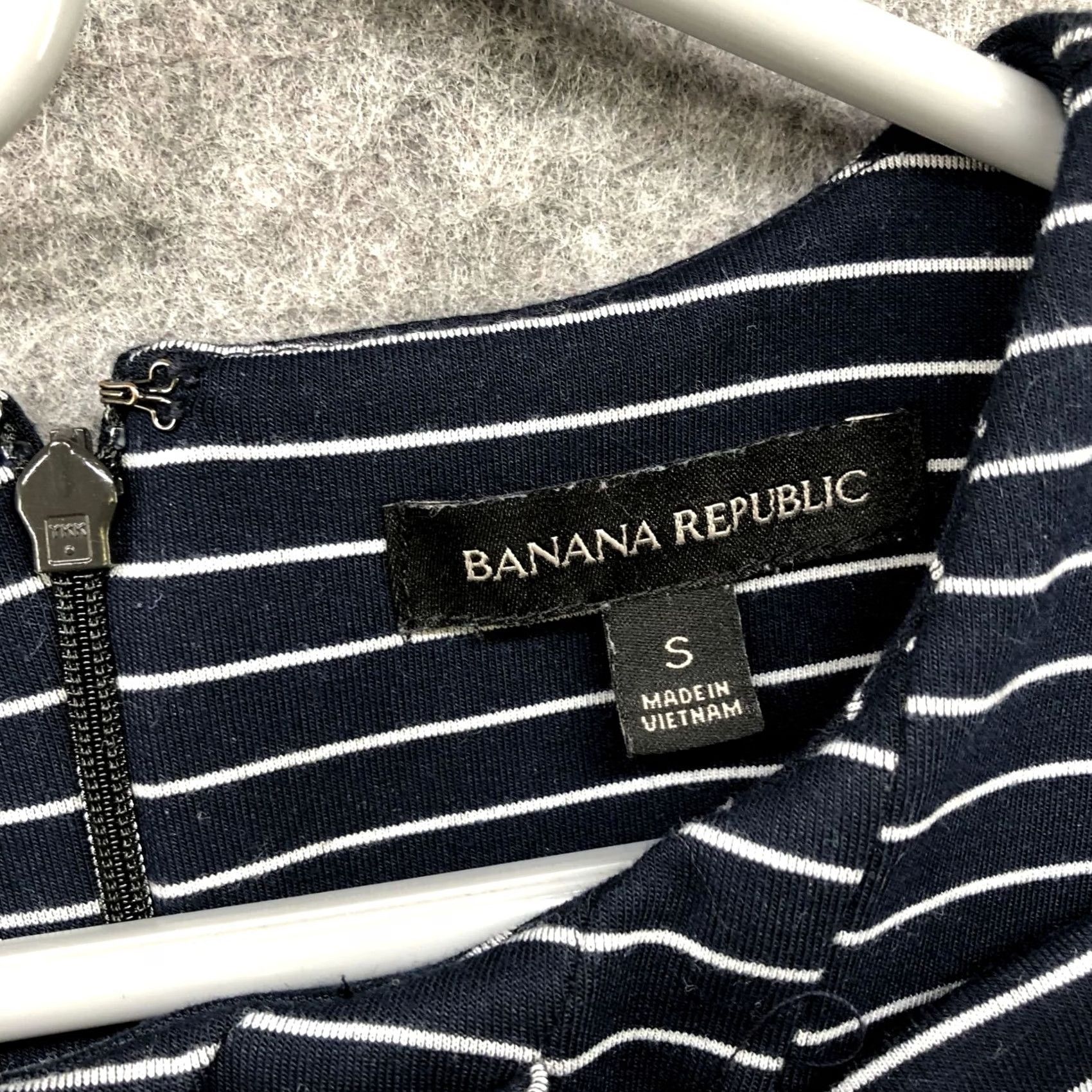 Banana Republic Banana Republic Long Sleeve Top Ponte Knit Bow Front Navy Stripe Womens S Thick Size S / US 4 / IT 40 - 5 Thumbnail