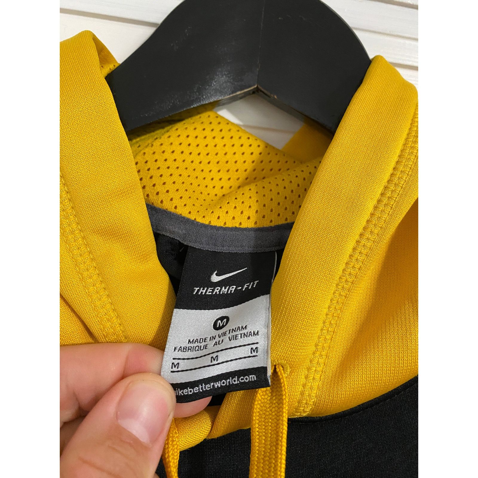 Nike University of Iowa Hawkeyes Nike Therma-Fit Hoodie Size M Size US M / EU 48-50 / 2 - 4 Thumbnail