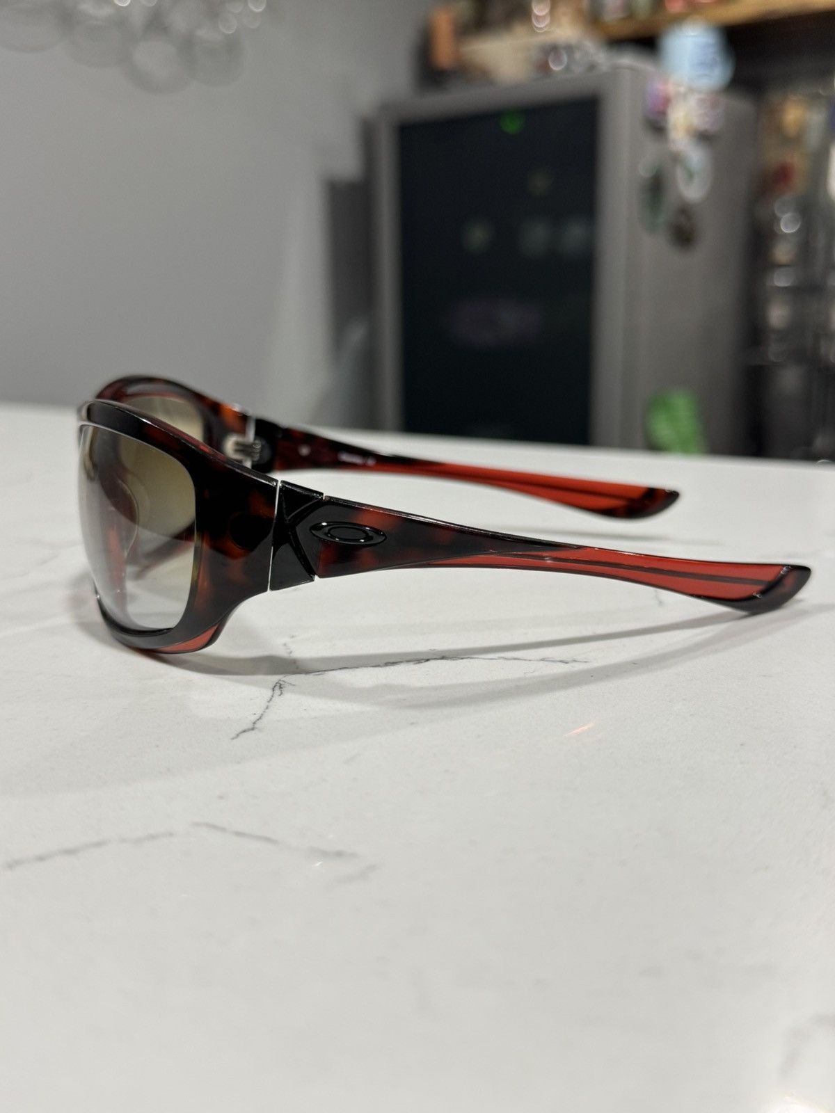 Oakley Vintage Oakley Disobey Red Tortoise Y2K Wrap Frames Rare Size ONE SIZE - 2 Thumbnail
