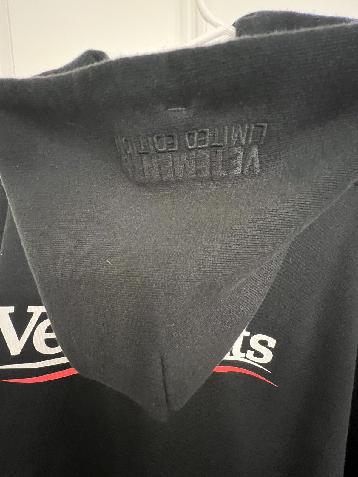 Vetements Vetements Political Logo Rare Find Size US M / EU 48-50 / 2 - 3 Thumbnail