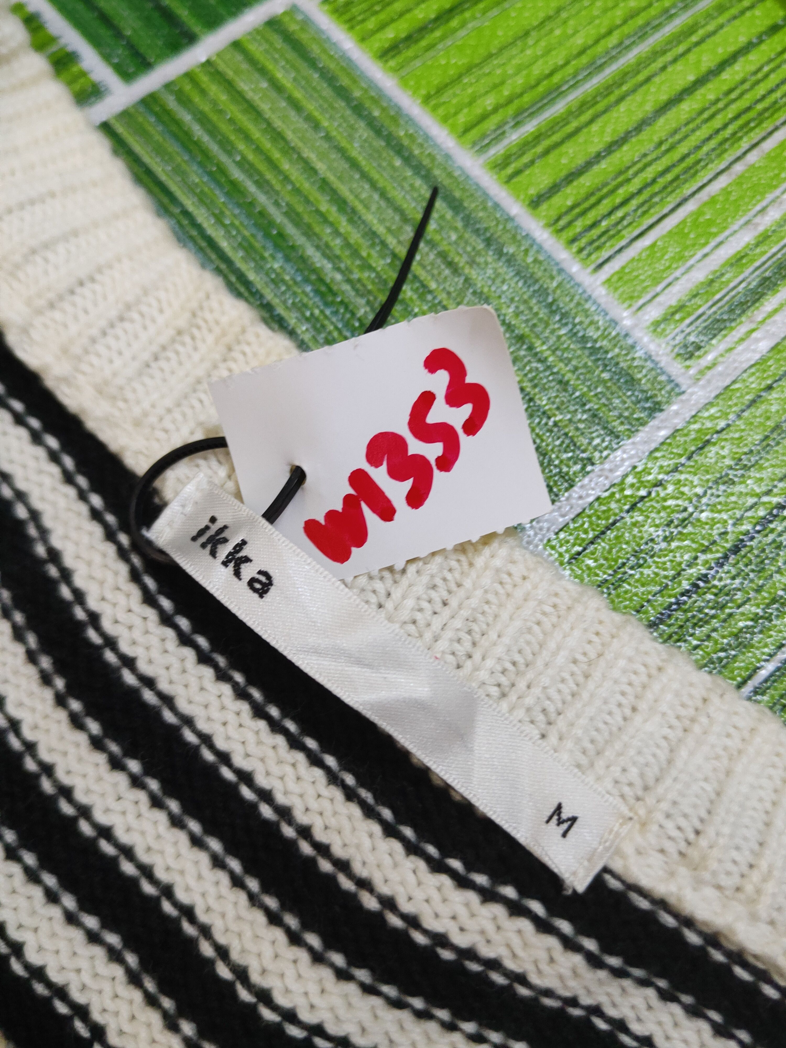 Homespun Knitwear Ikka Black Cream Stripe Knitwear Long Sleeve T-shirts #W1353 Size M / US 6-8 / IT 42-44 - 11 Thumbnail