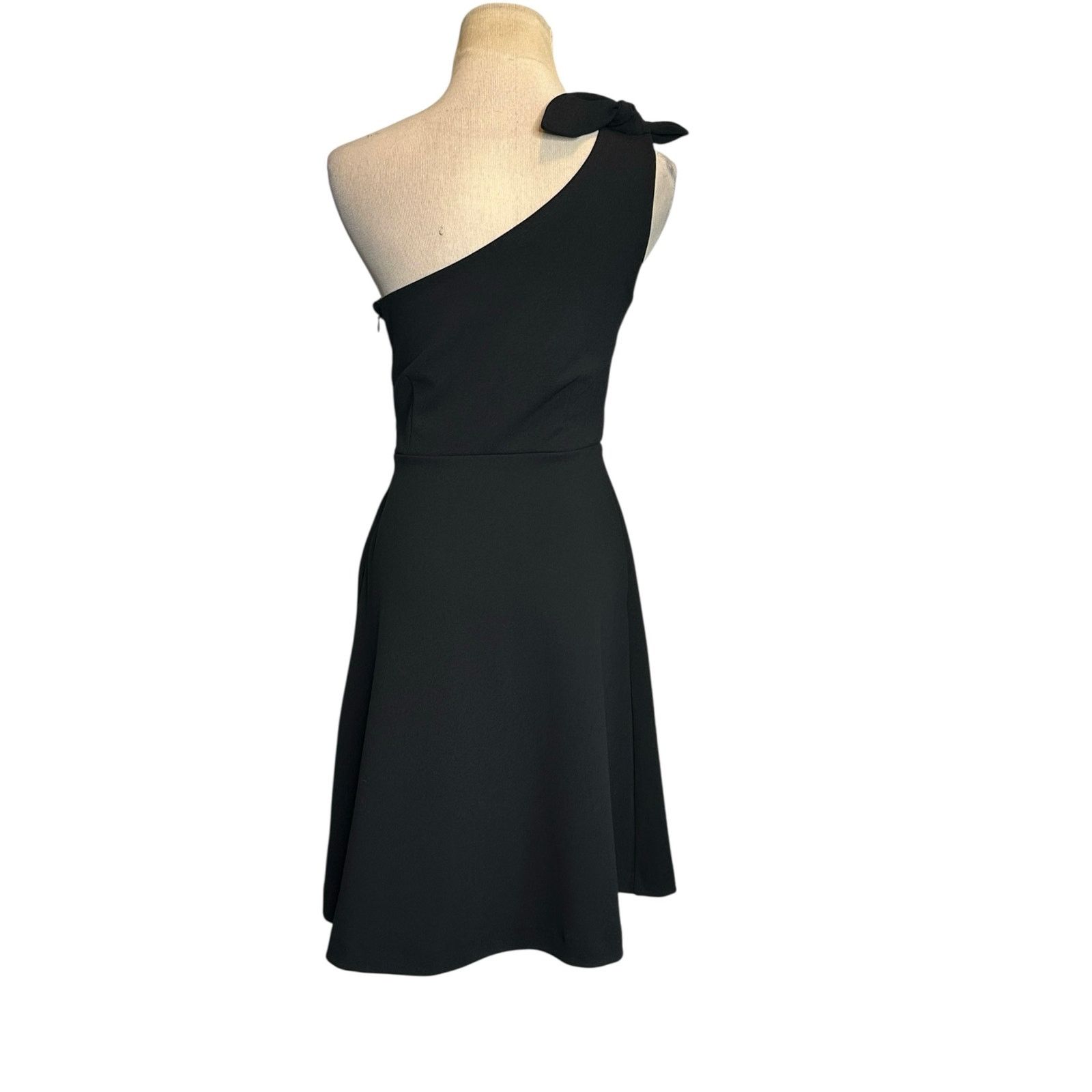 Banana Republic Banana Republic One Shoulder Cocktail Dress Size 0 Size XS / US 0-2 / IT 36-38 - 16 Thumbnail