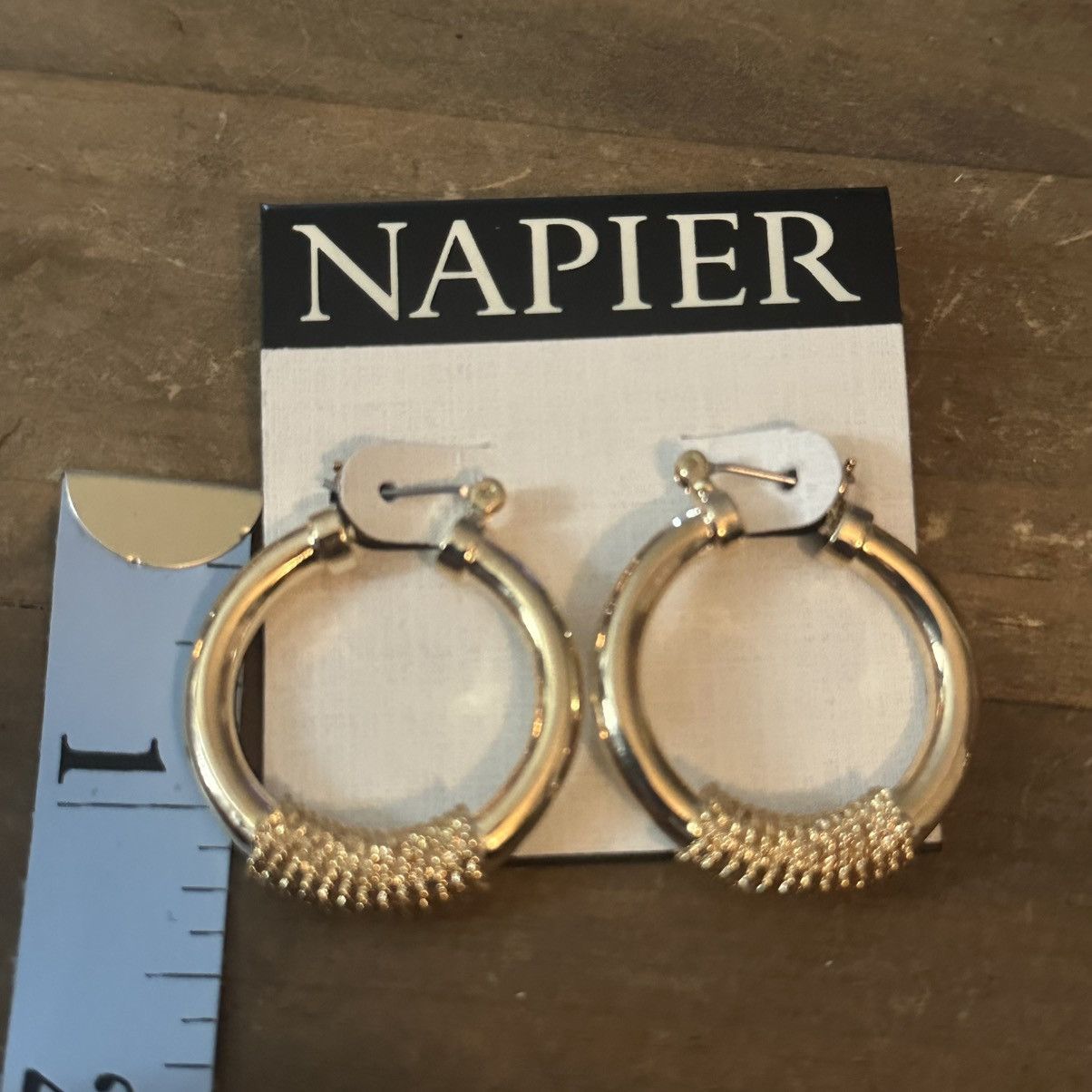 Other Napier gold hoop earrings Size ONE SIZE - 4 Thumbnail