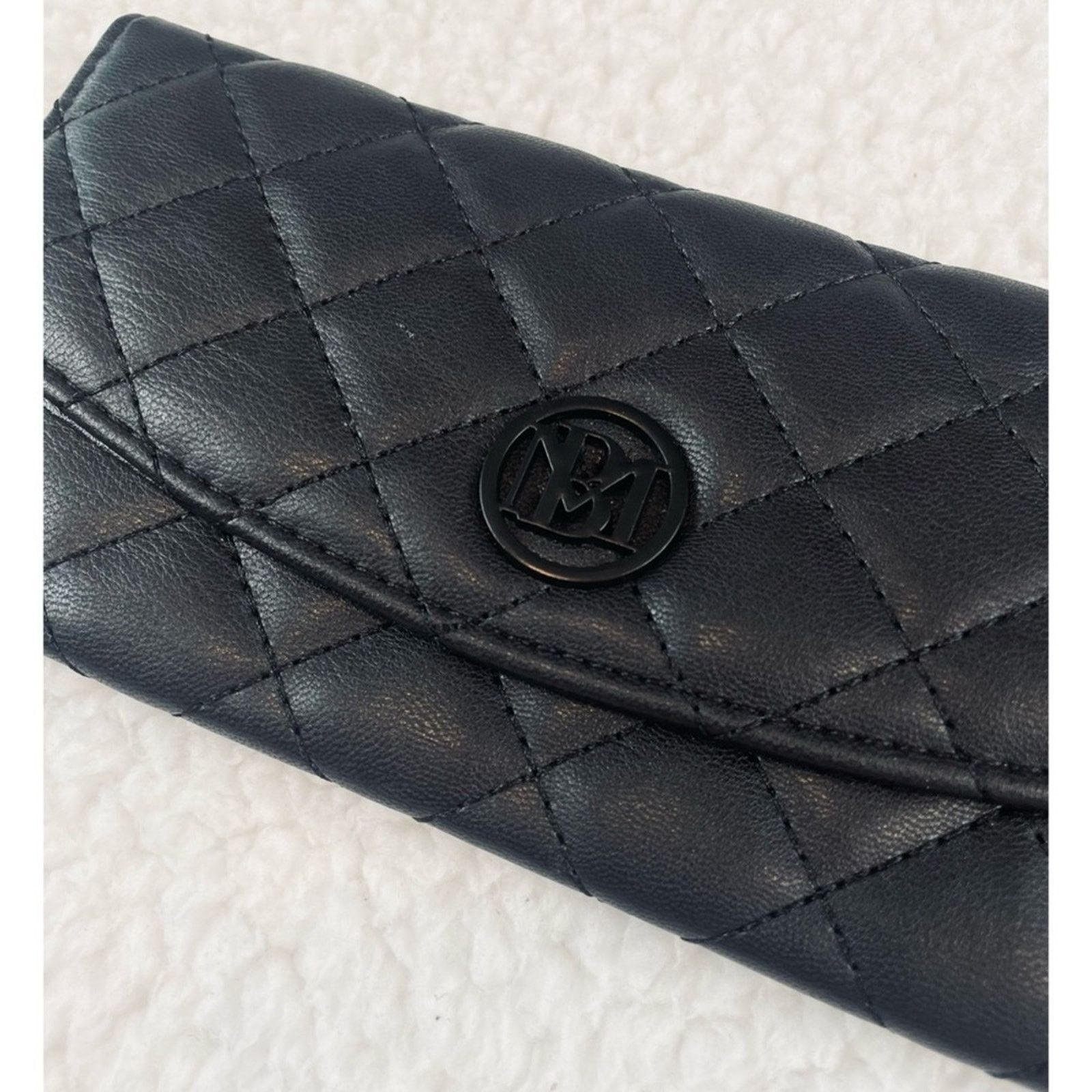 Badgley Mischka BADGLEY MISCHKA • Black Diamond Quilted Vegan Leather Wallet Size ONE SIZE - 2 Thumbnail