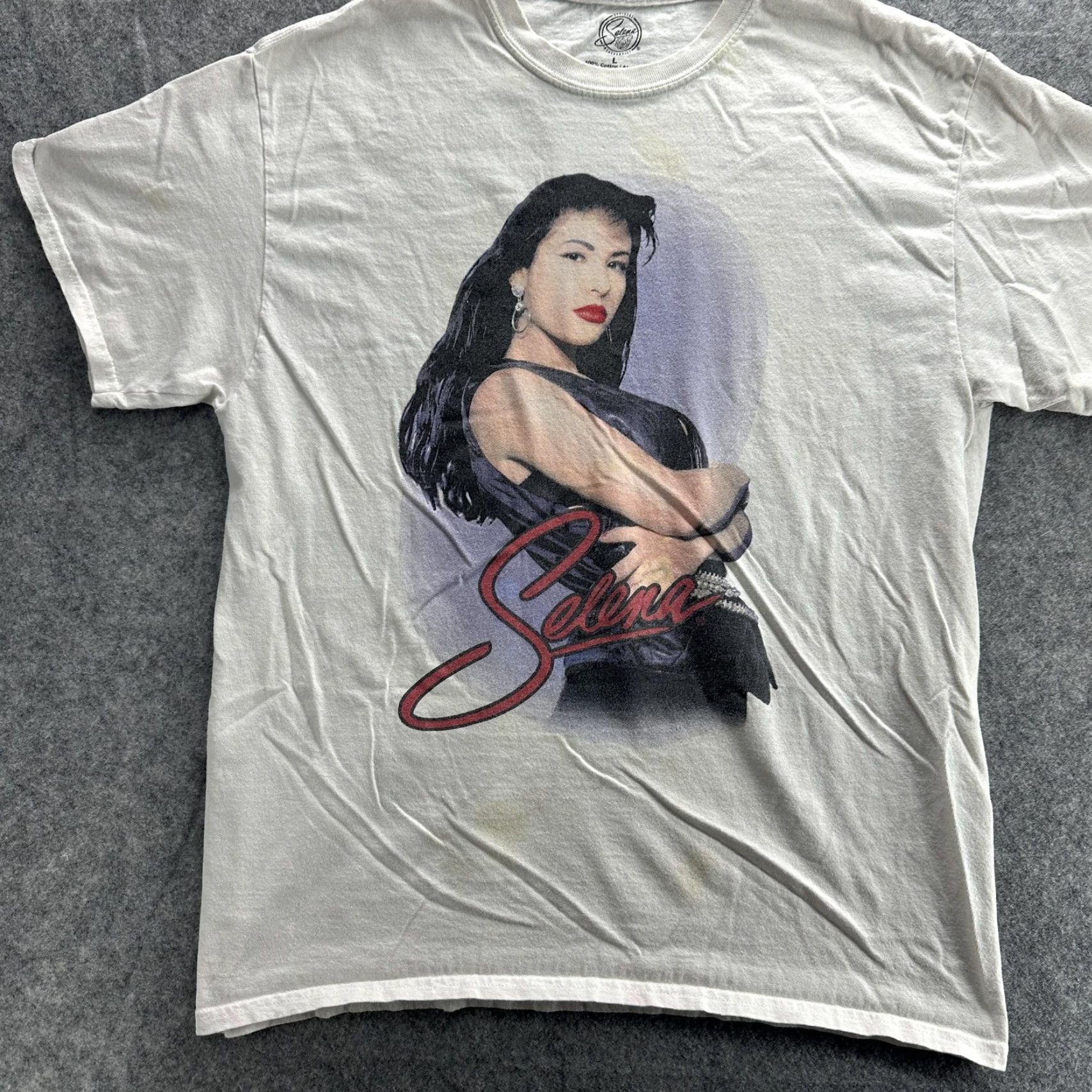 Vintage Selena Shirt Mens Large White Graphic Tee Official Merchandise Music Icon 2019 Size US L / EU 52-54 / 3 - 2 Thumbnail