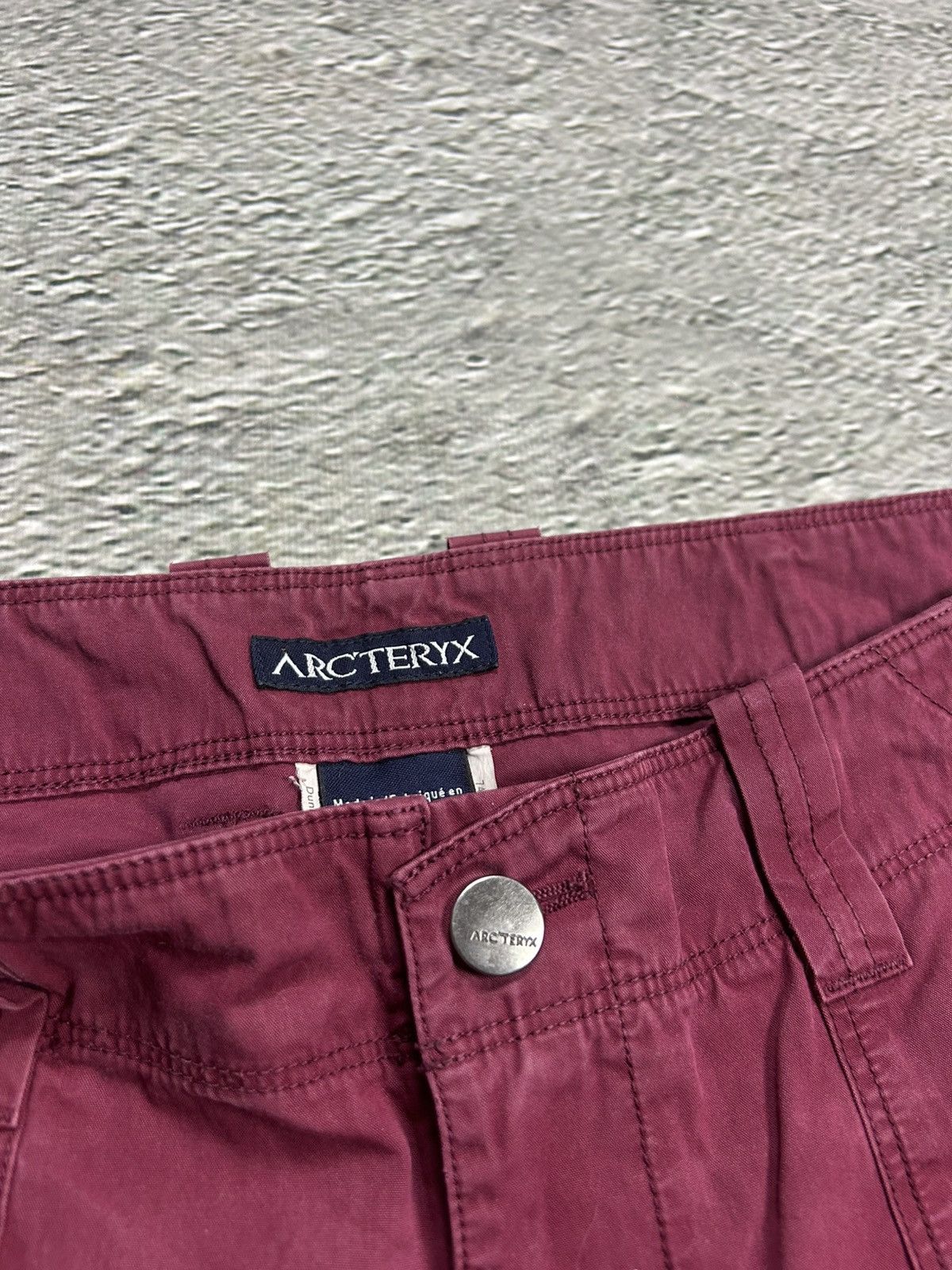 Arc'teryx × Vintage Arc'teryx shorts purple Y2K hiking trekking Size 30" / US 8 / IT 44 - 5 Thumbnail
