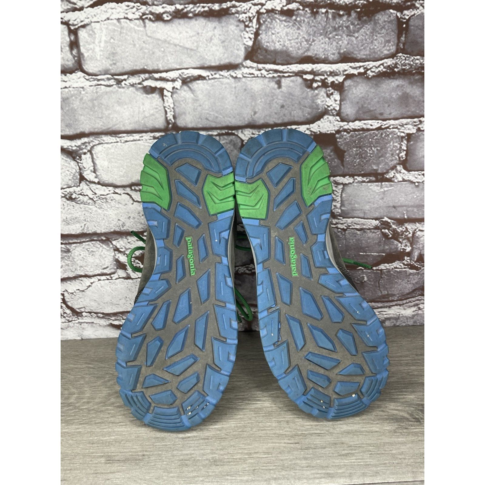 Patagonia Patagonia Bungee Cord Peppergrass Performance Footwear Women Size US 7.5 / IT 37.5 - 22 Thumbnail