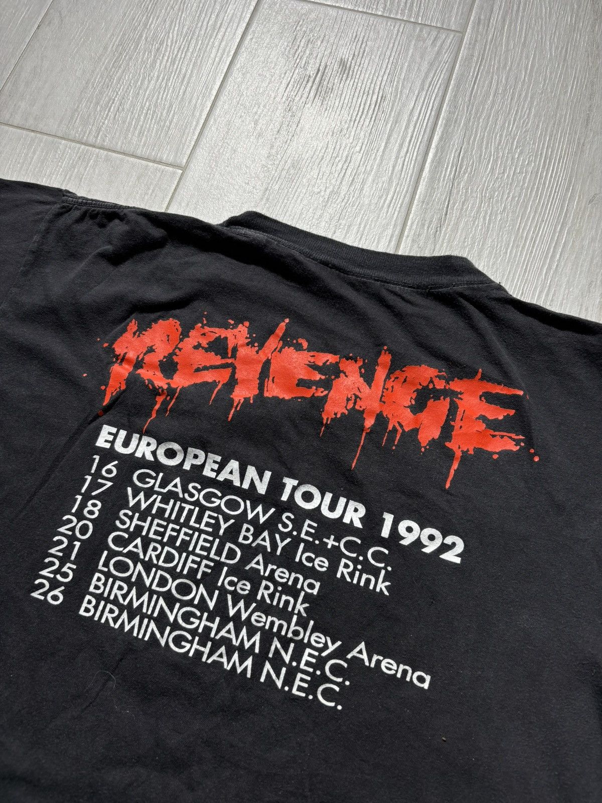 Band Tees VTG Kiss 1992 Revenge Tshirt Band Tees Retro Rock Punk Music Size US L / EU 52-54 / 3 - 8 Thumbnail