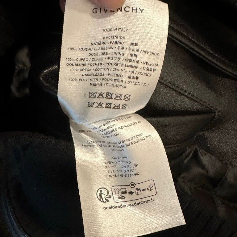Givenchy Givenchy Size50 SS23 Solid Color Letter Embossed Long Sleev Size US L / EU 52-54 / 3 - 6 Thumbnail
