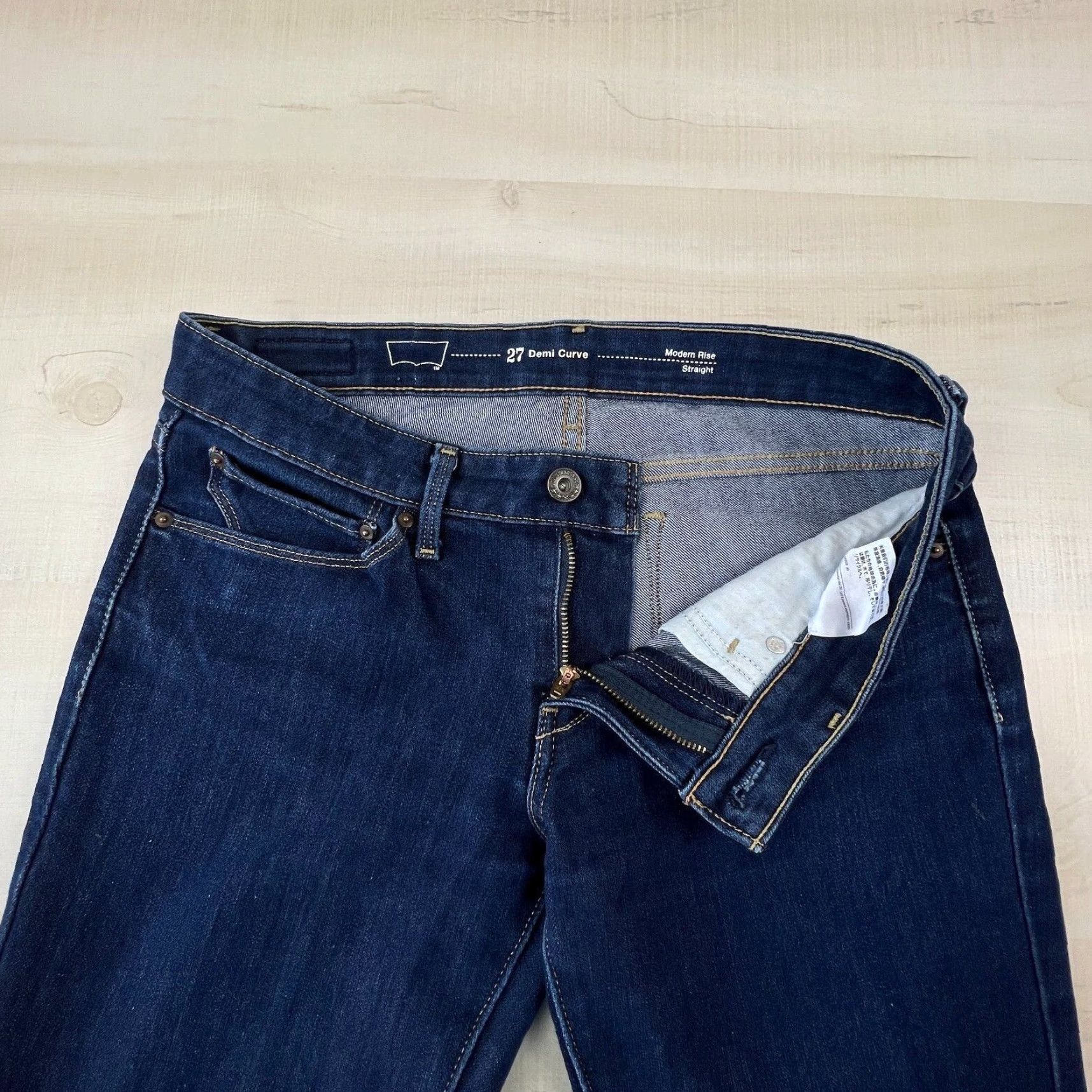 Levi's Levi's Womens Jeans 27 Demi Curve Modern Rise Straight Dark Wash Denim Casual Size 27" / US 4 / IT 40 - 3 Thumbnail