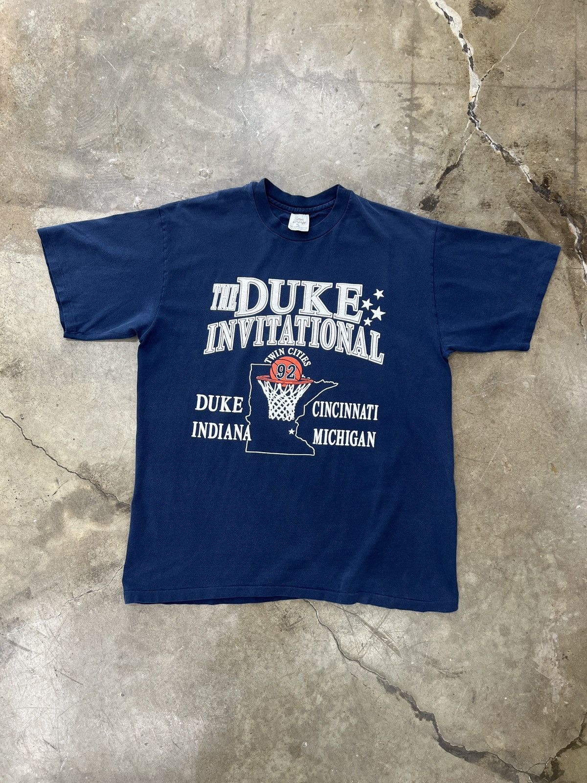 NCAA Vintage 1992 Duke Invitational Basketball Single Stitch XL Size US XL / EU 56 / 4 - 2 Thumbnail