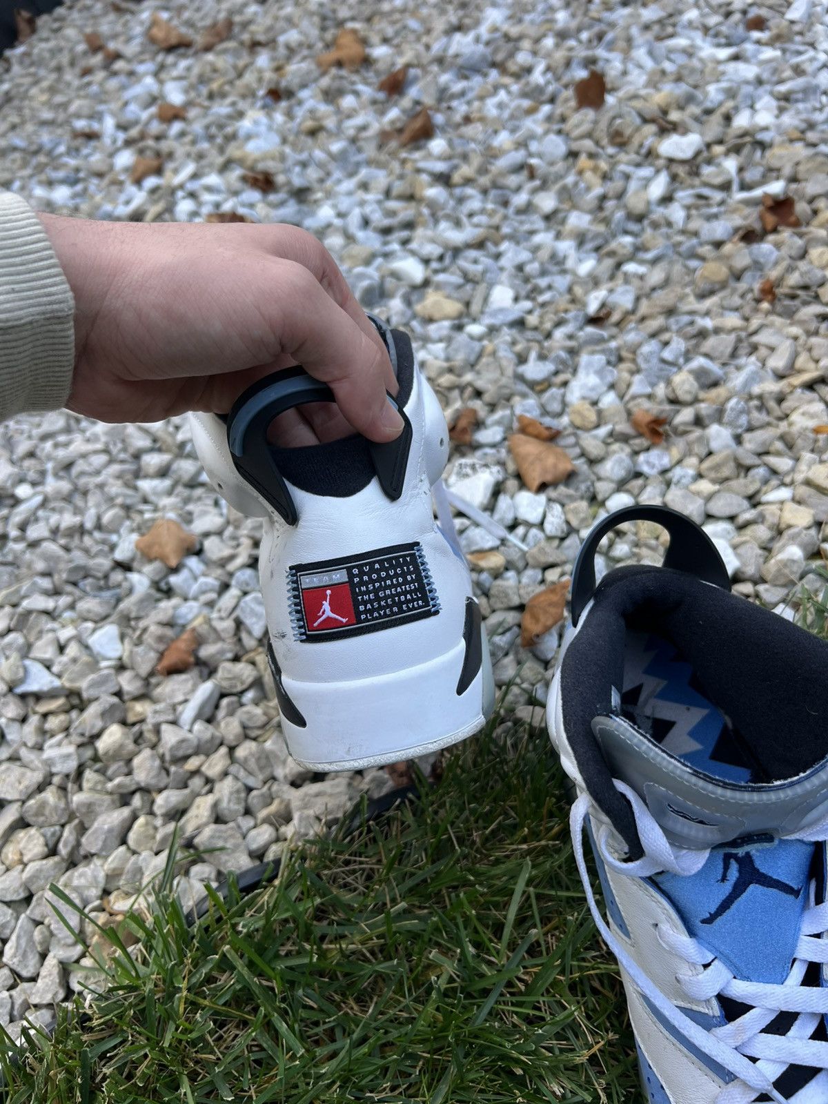Jordan Brand Air Jordan 6 Retro “University Blue” UNC Size US 10.5 / EU 43-44 - 4 Thumbnail
