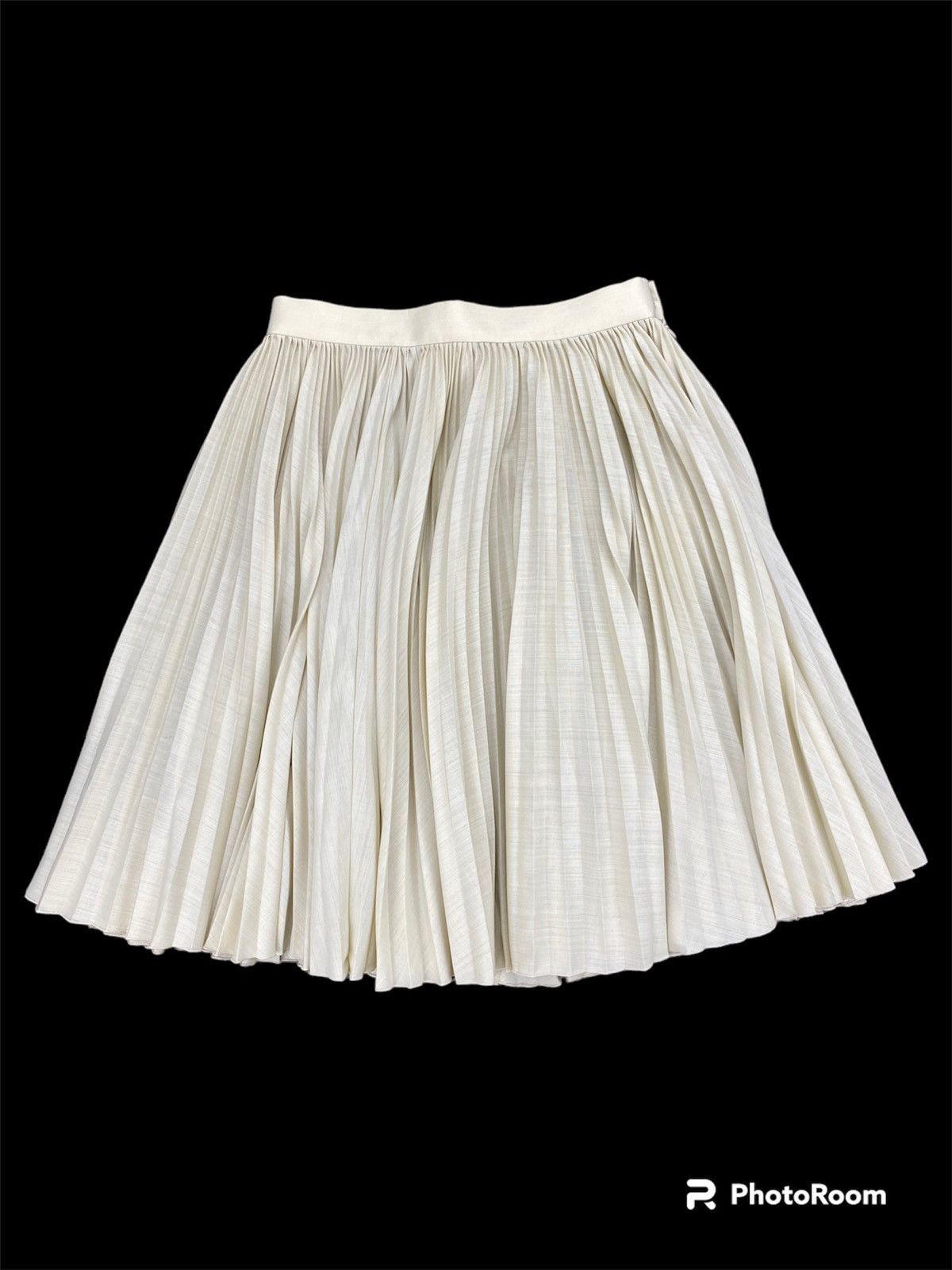 Dior 🔥RARE🔥 Vintage 1980’s CHRISTIAN DIOR Pleated Khaki Skirt Size 26" / US 2 / IT 38 - 2 Thumbnail